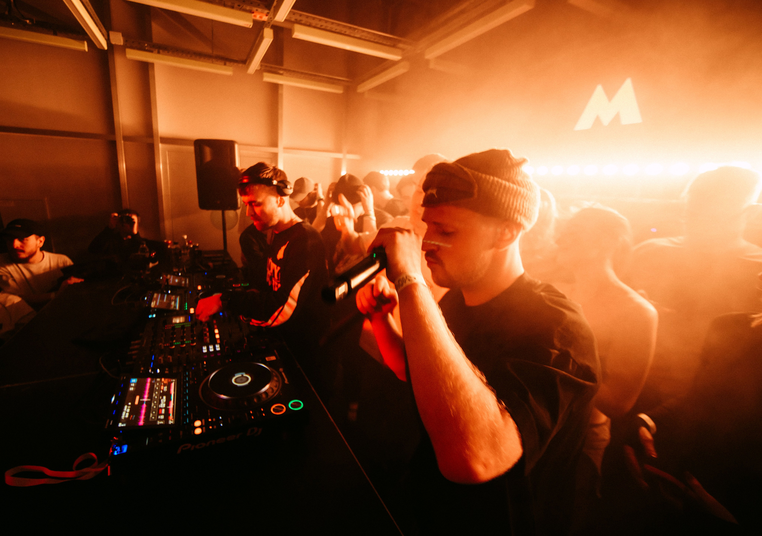 УРАМ. Ночная смена / 2025. Саша Копылов, фотограф в Казани