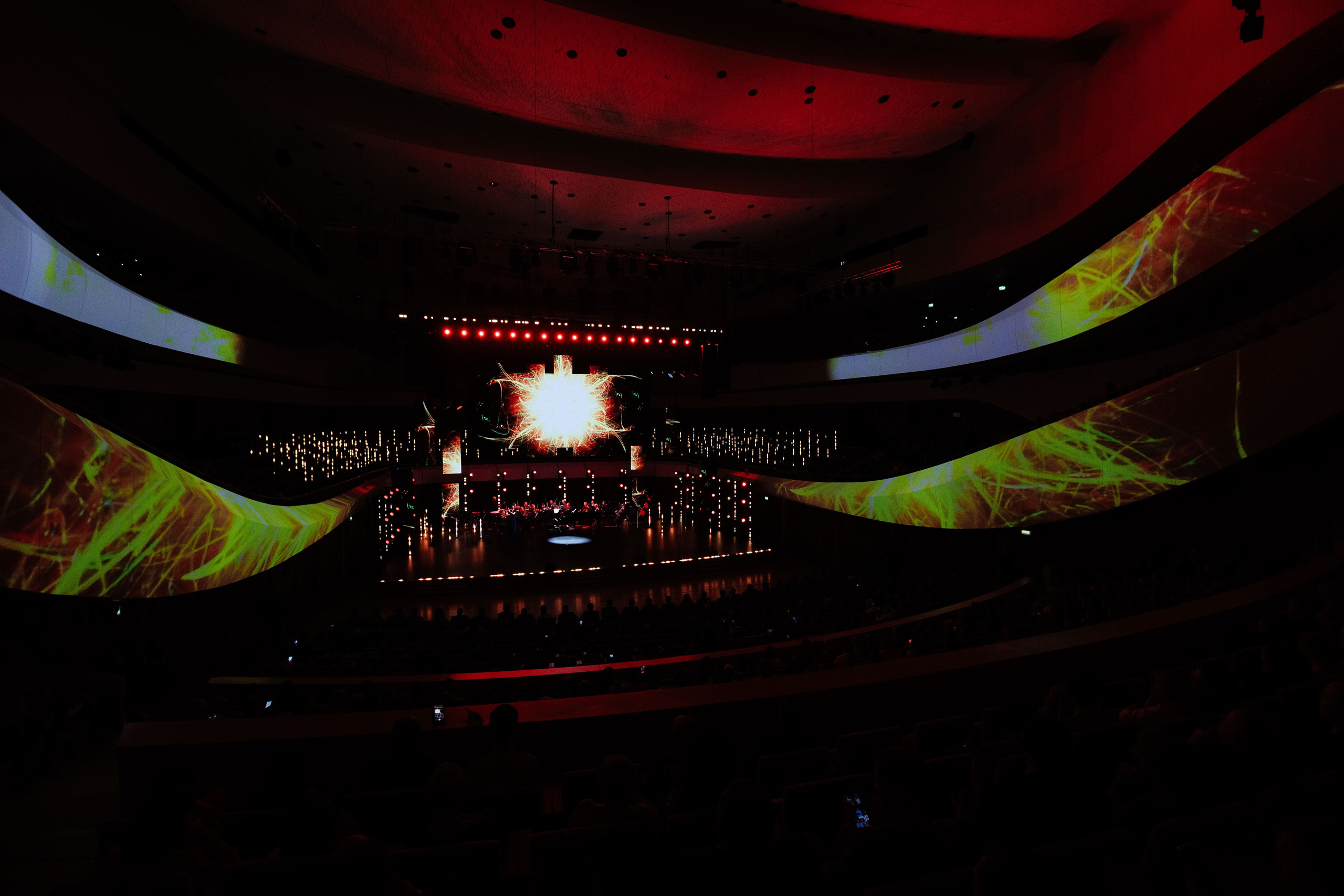 Моспром концерт и награждение (Зарядье). Репортажный фотограф на мероприятие в Москве Алексей Терентьев