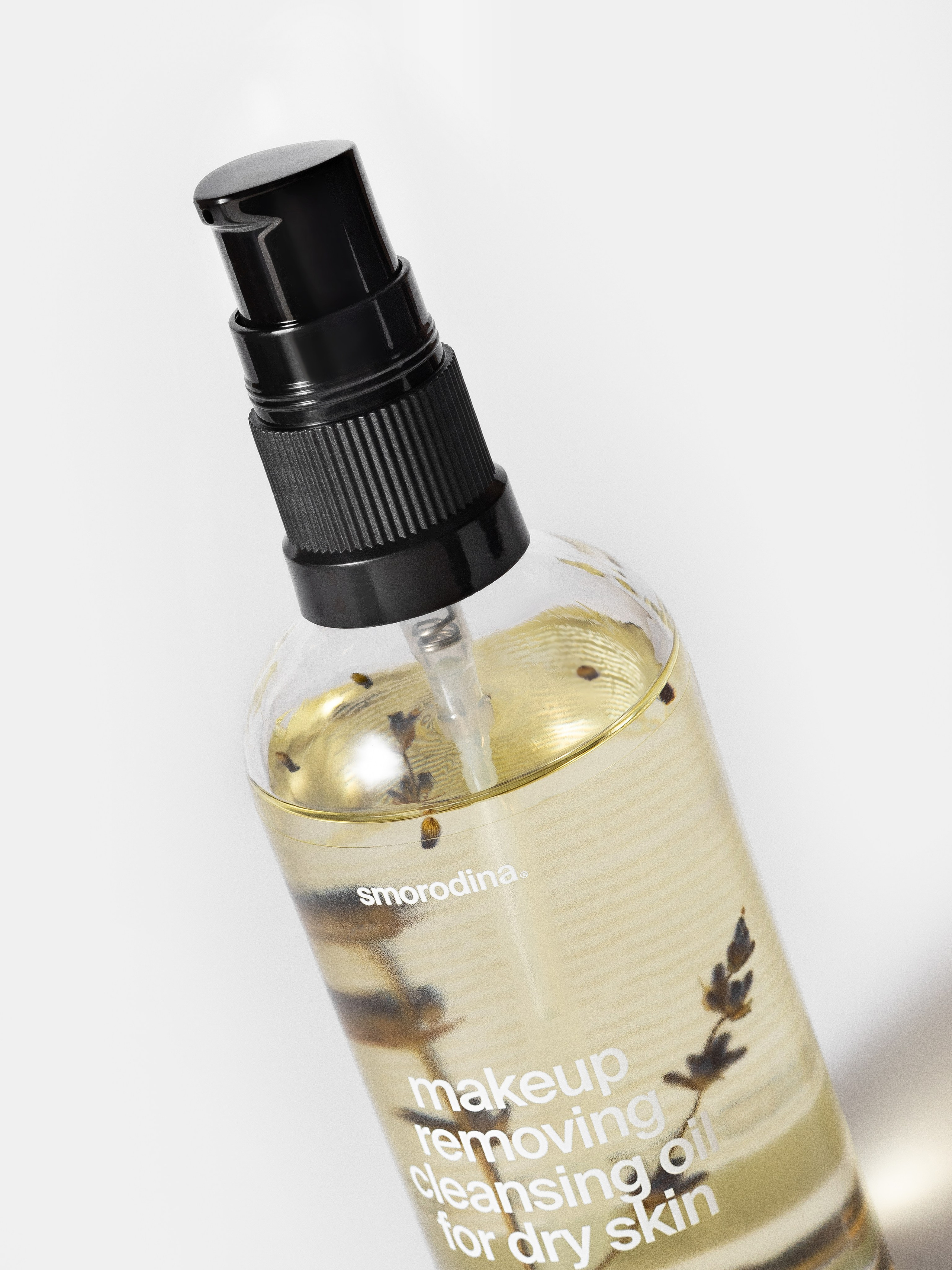 Каталожная съемка гидрофильного масла SMORODINA. СЕМЕЙНЫЙ И ПРЕДМЕТНЫЙ ФОТОГРАФ — ЛЕНА ГОНЧАР | КРАСНОДАР | МАЙКОП