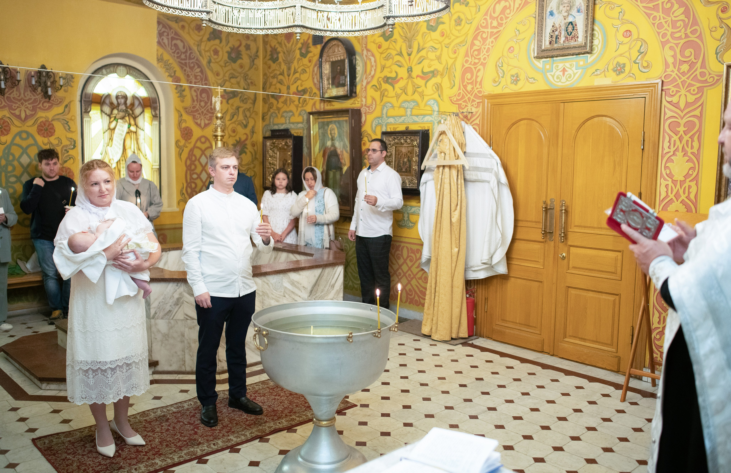 Крещение младенца Ксении в Люблино. Свадебный и портретный фотограф в Москве Галина Борисова