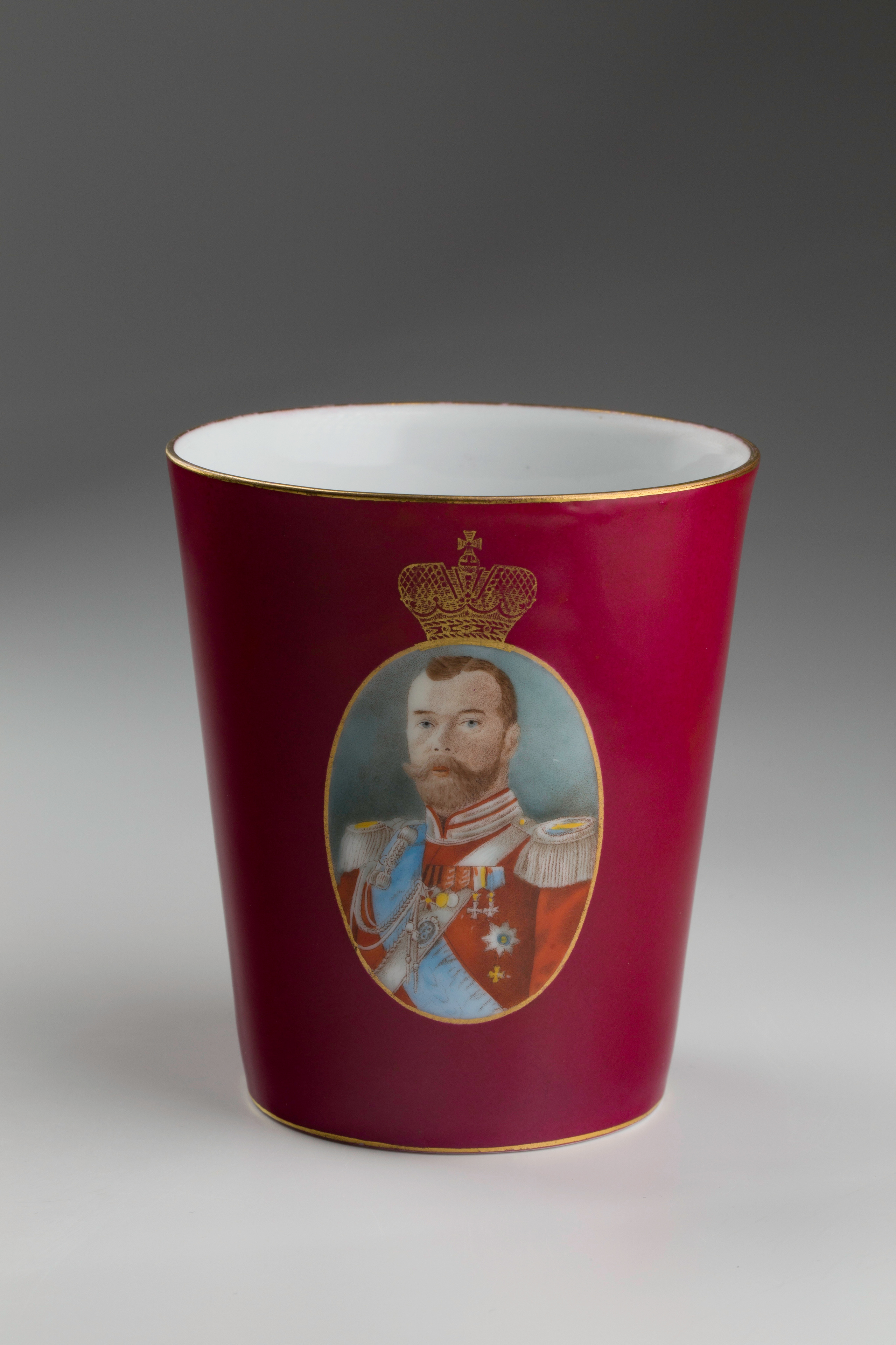 Предметная съёмка: полковые стопы. Бизнес-портрет | Хедшот-фотограф | Студия делового портрета в Москве