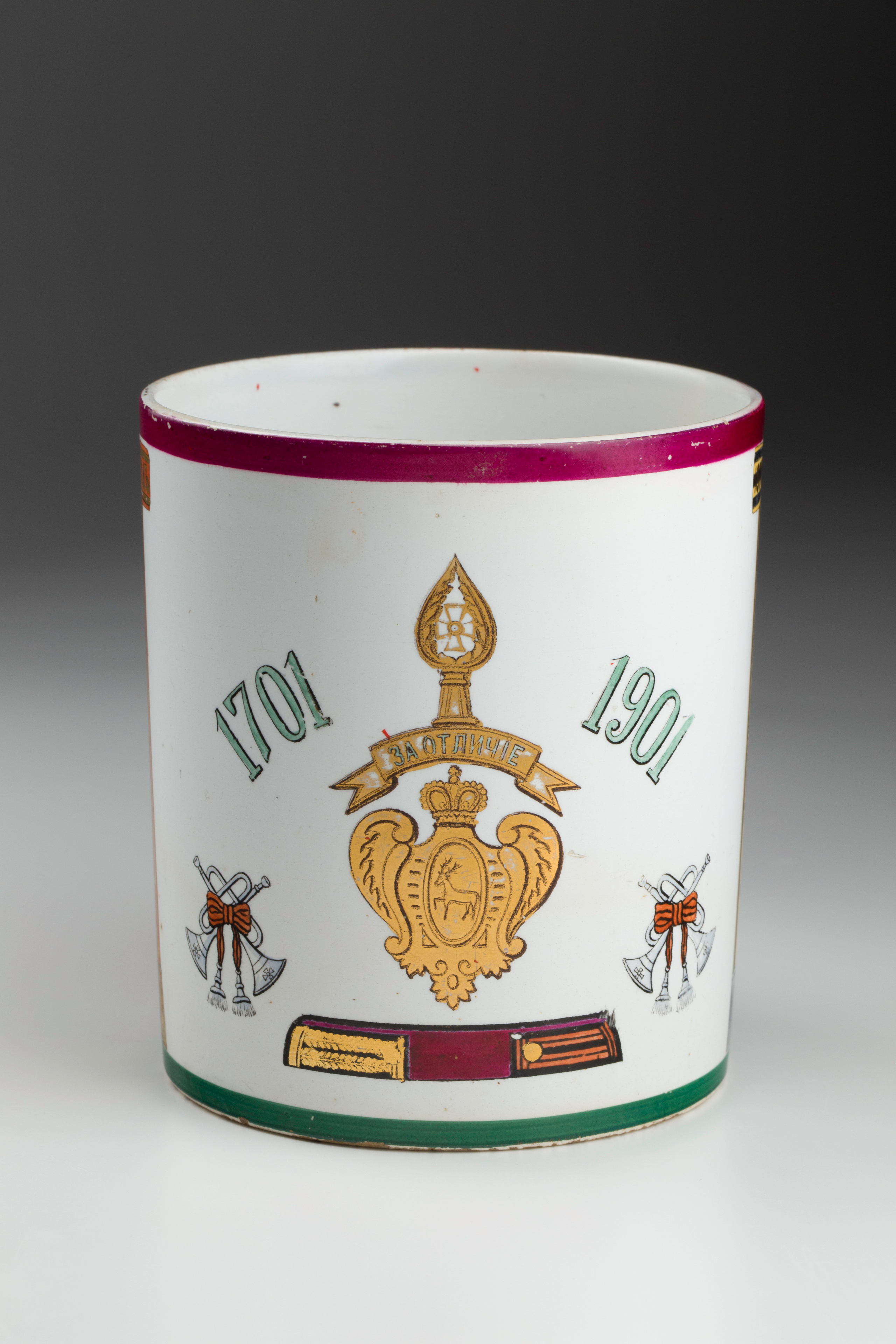 Предметная съёмка: полковые стопы. Бизнес-портрет | Хедшот-фотограф | Студия делового портрета в Москве