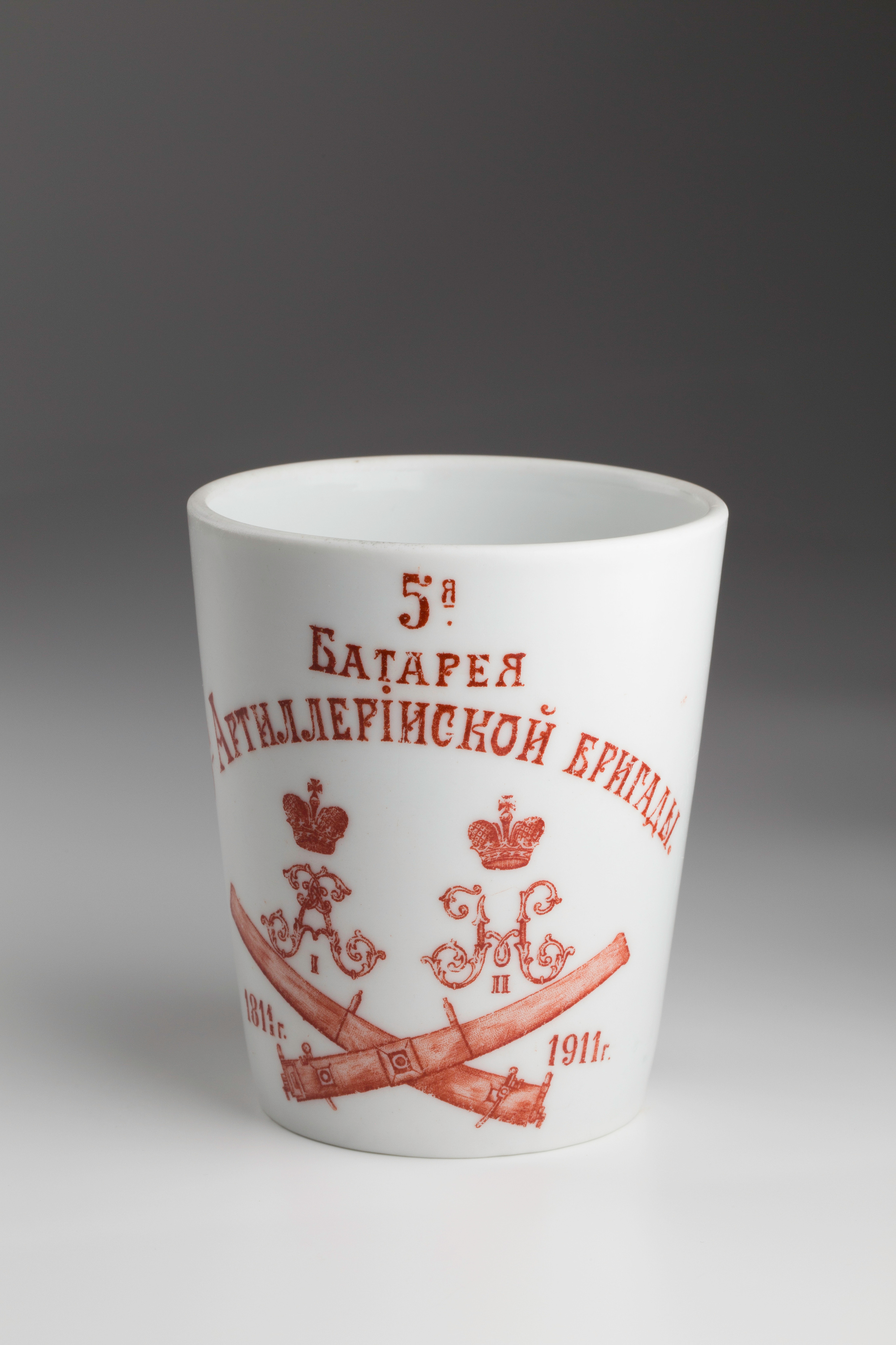 Предметная съёмка: полковые стопы. Бизнес-портрет | Хедшот-фотограф | Студия делового портрета в Москве