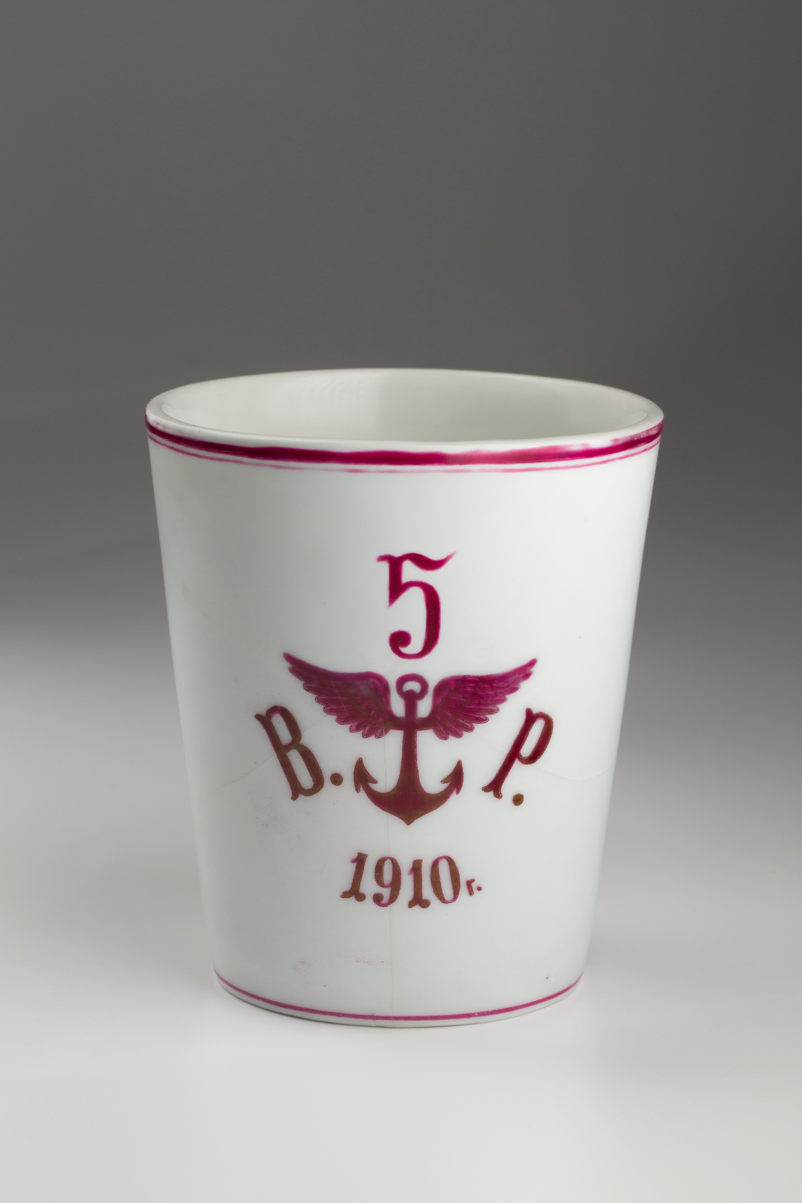 Предметная съёмка: полковые стопы. Бизнес-портрет | Хедшот-фотограф | Студия делового портрета в Москве