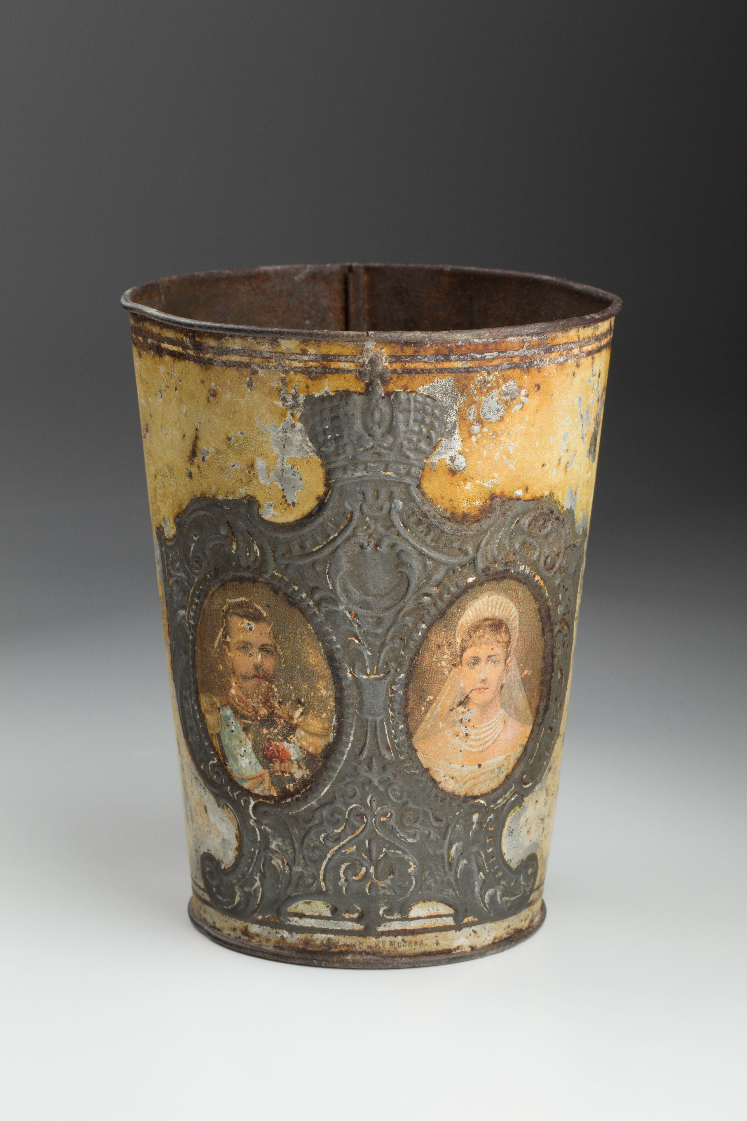 Предметная съёмка: полковые стопы. Бизнес-портрет | Хедшот-фотограф | Студия делового портрета в Москве