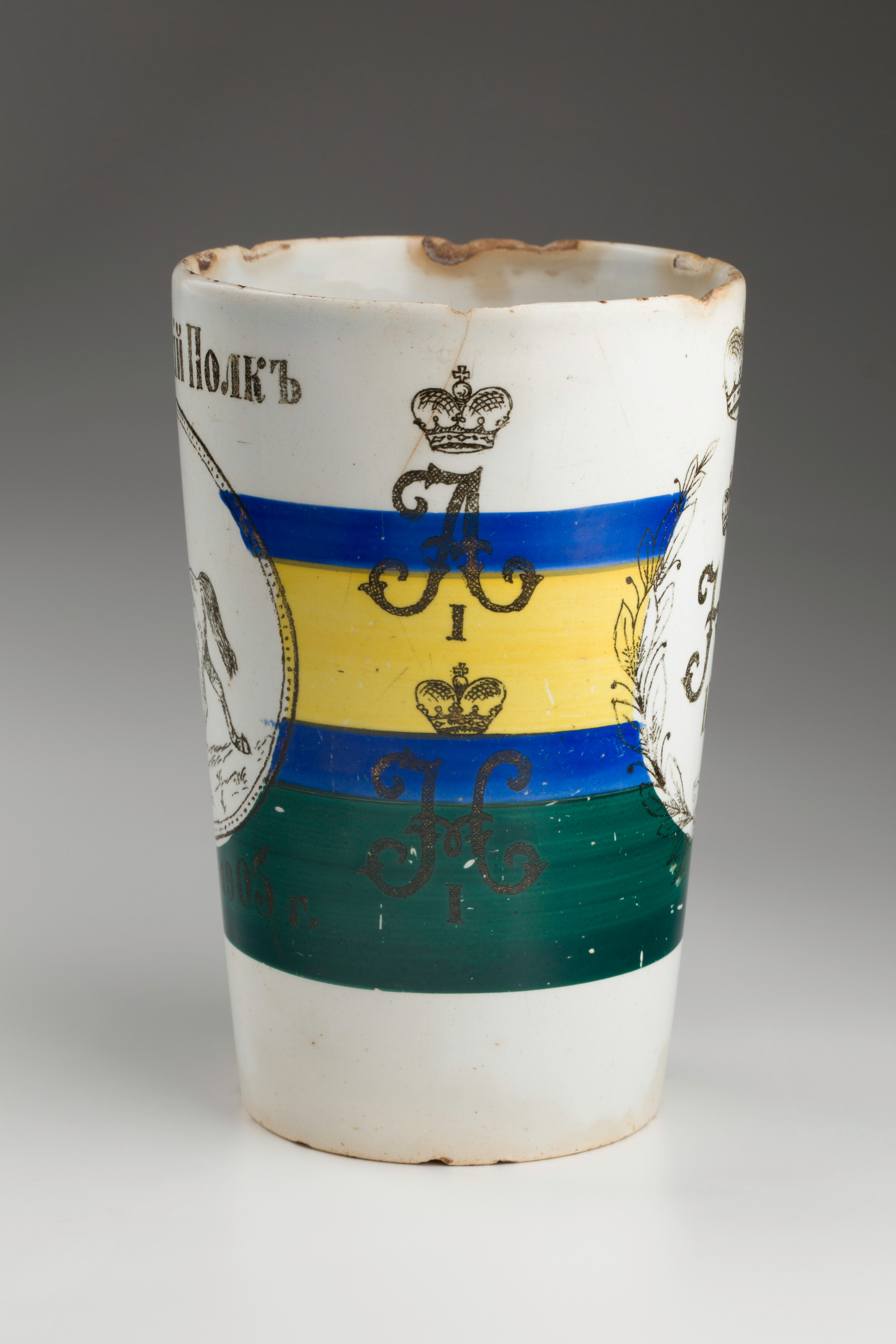 Предметная съёмка: полковые стопы. Бизнес-портрет | Хедшот-фотограф | Студия делового портрета в Москве