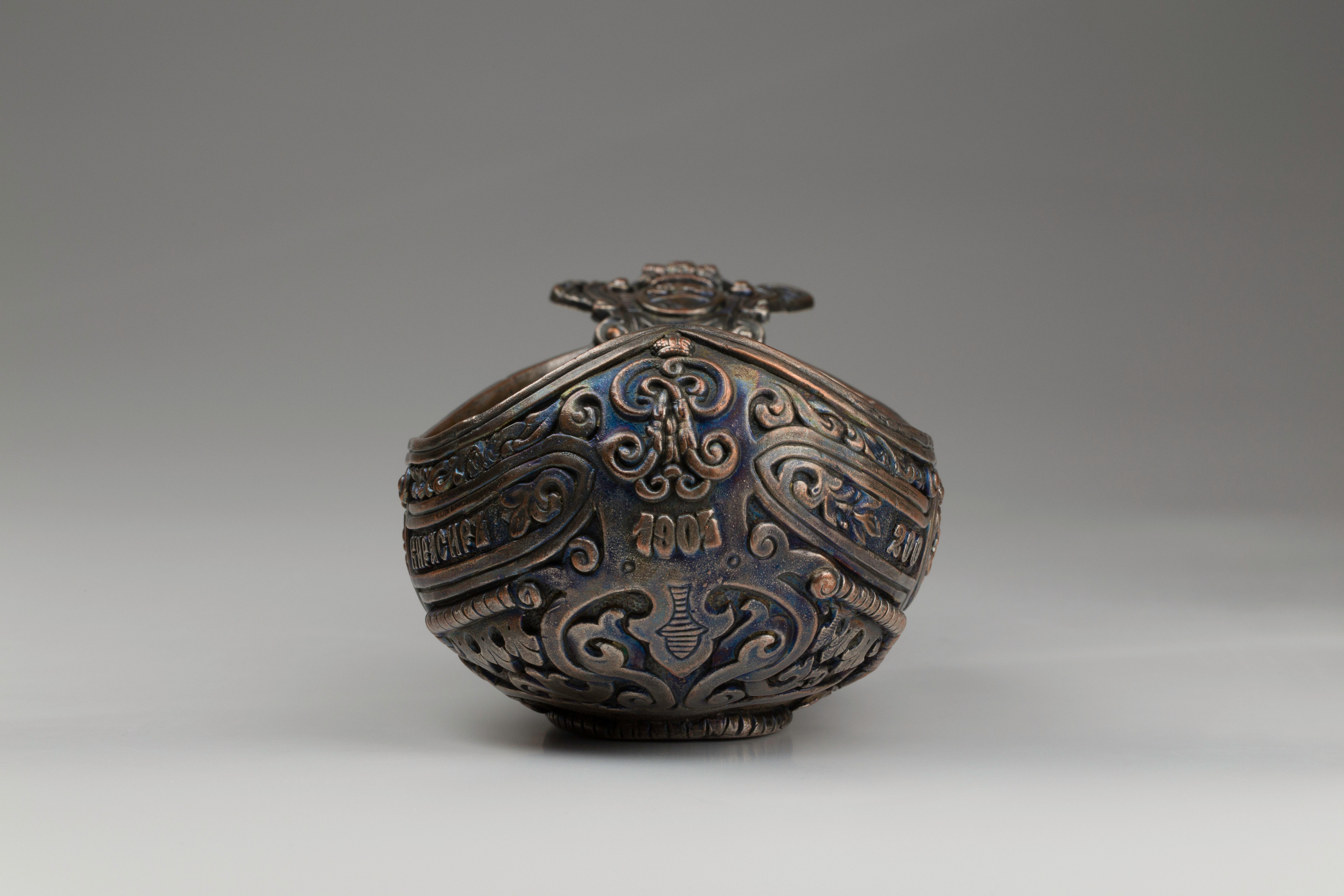 Предметная съёмка: полковые стопы. Бизнес-портрет | Хедшот-фотограф | Студия делового портрета в Москве