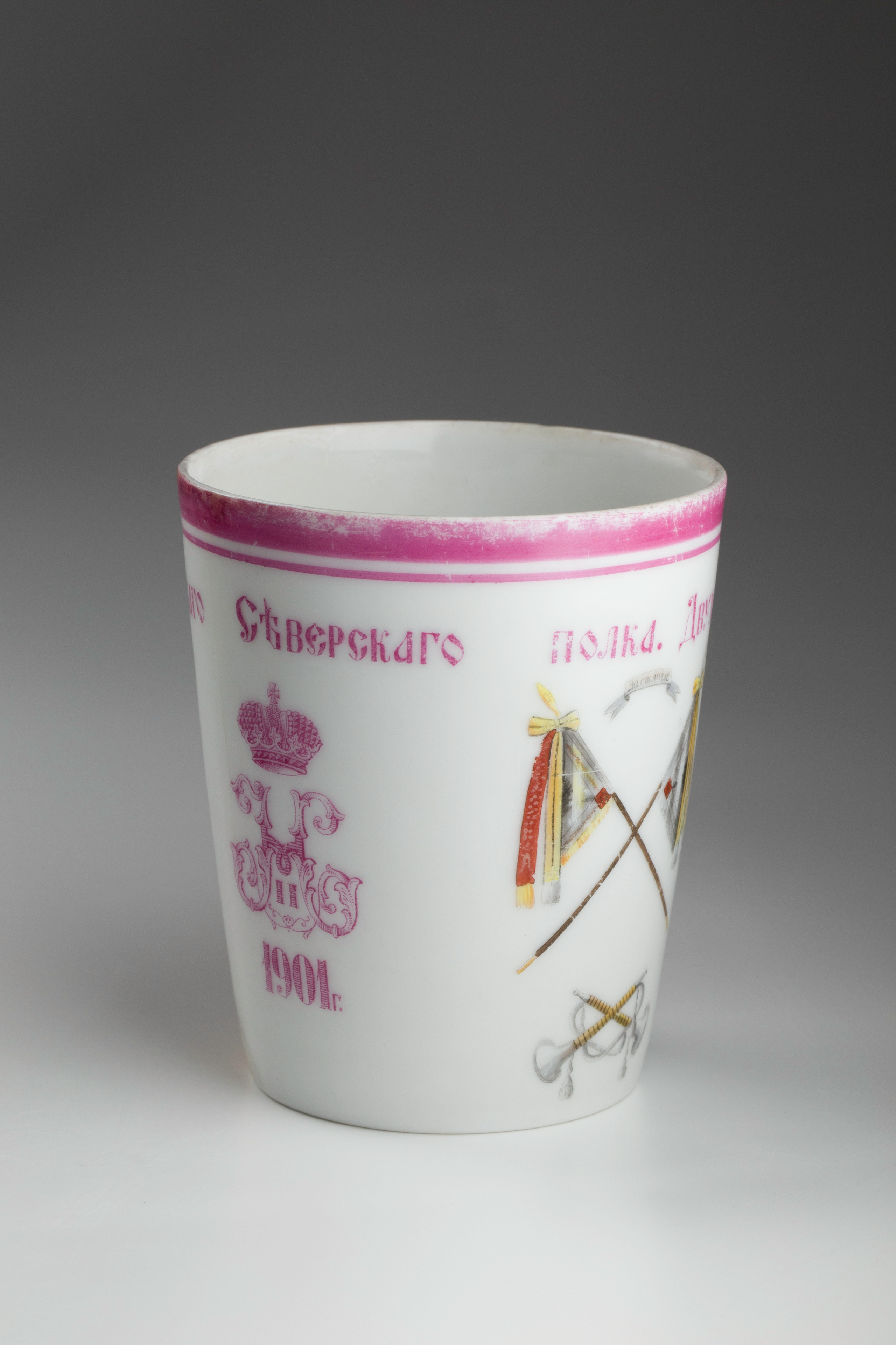 Предметная съёмка: полковые стопы. Бизнес-портрет | Хедшот-фотограф | Студия делового портрета в Москве