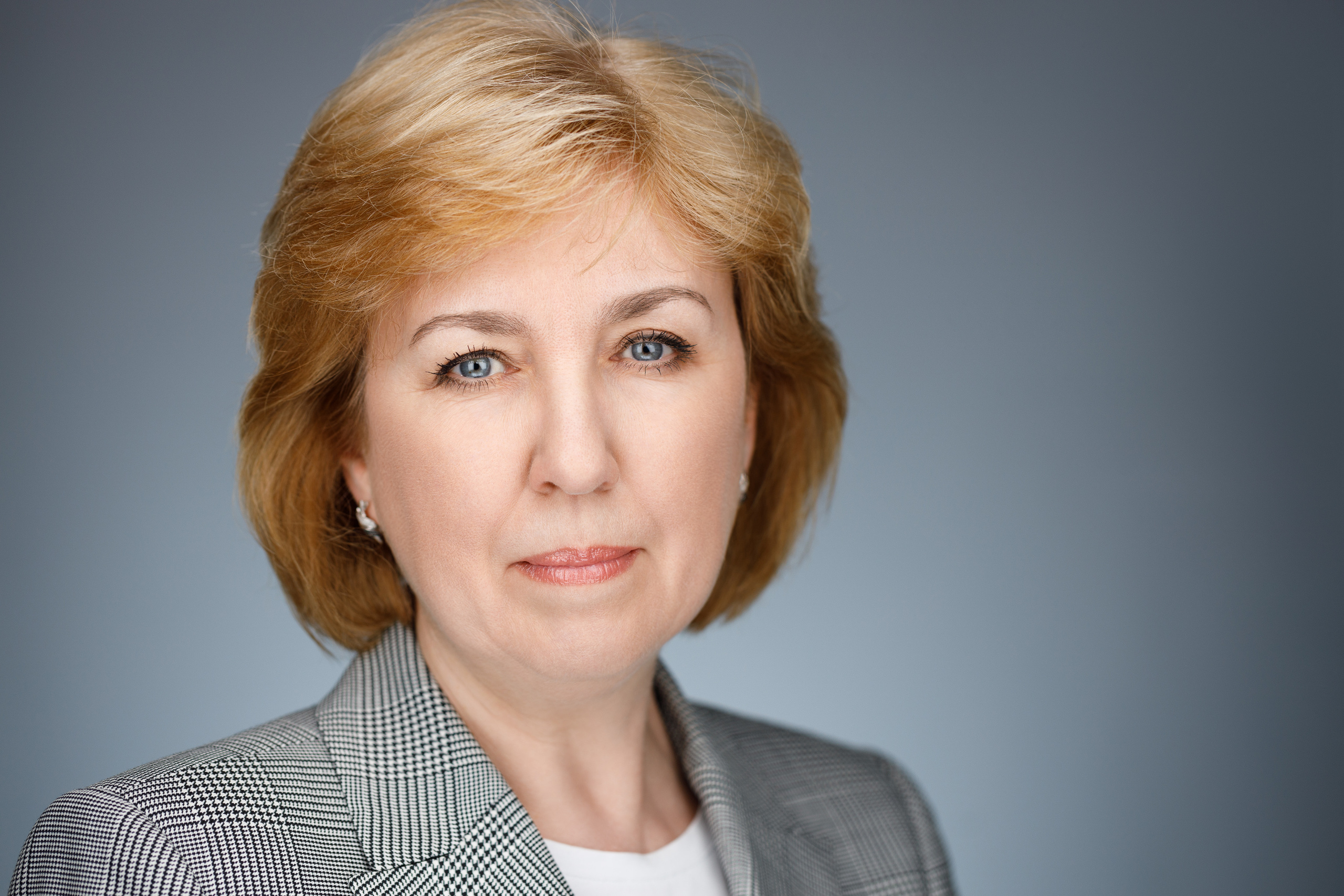 Деловые портреты компании. Бизнес-портрет | Хедшот-фотограф | Студия делового портрета в Москве