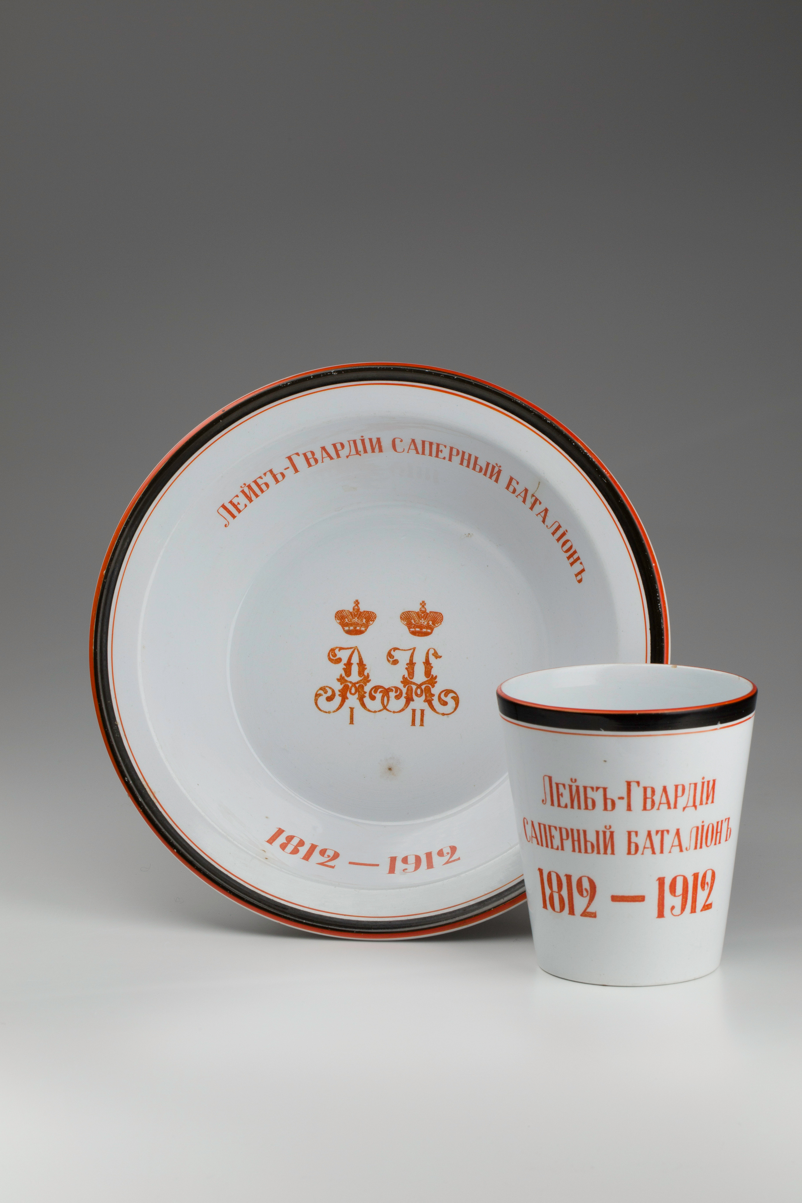 Предметная съёмка: полковые стопы. Бизнес-портрет | Хедшот-фотограф | Студия делового портрета в Москве