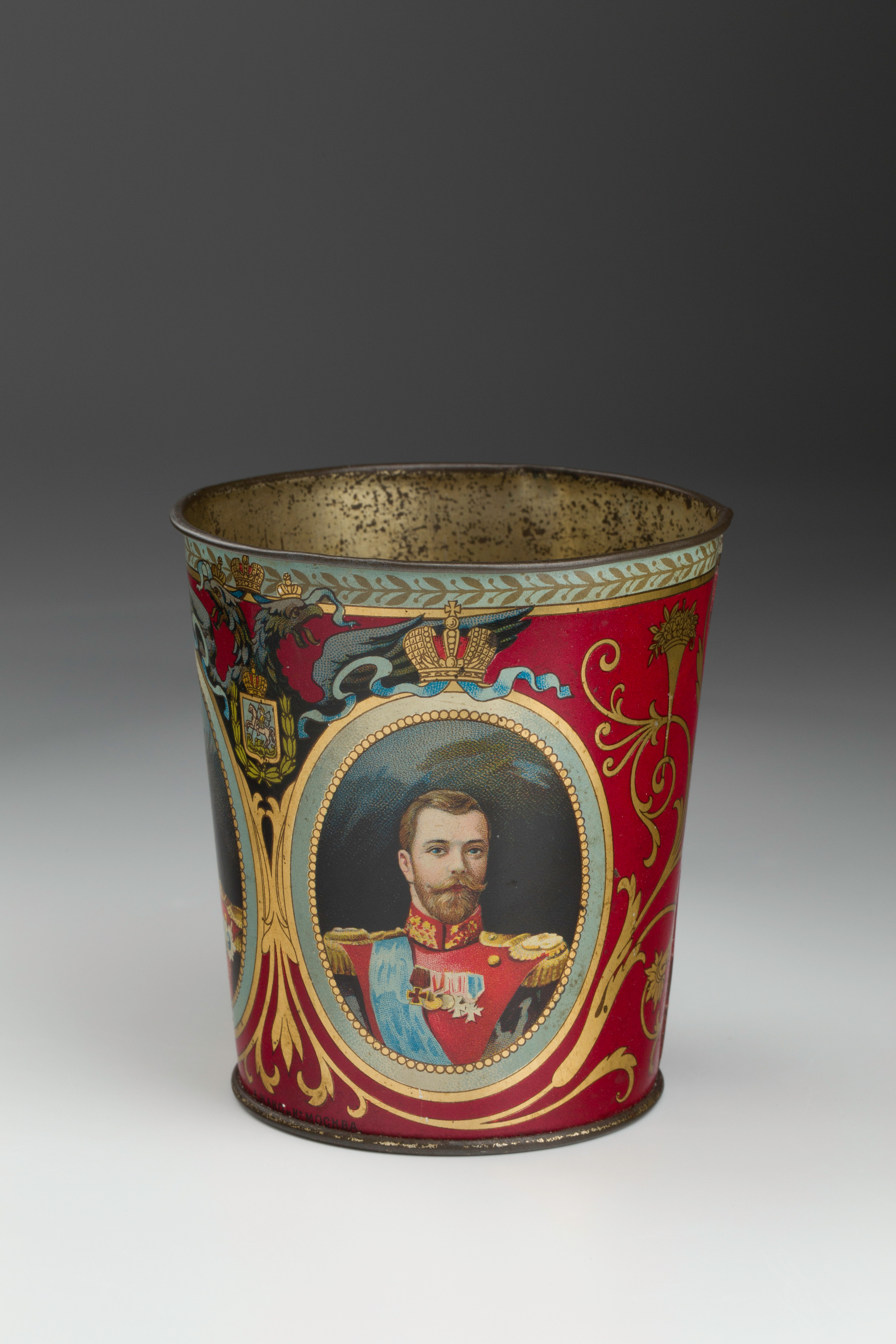 Предметная съёмка: полковые стопы. Бизнес-портрет | Хедшот-фотограф | Студия делового портрета в Москве