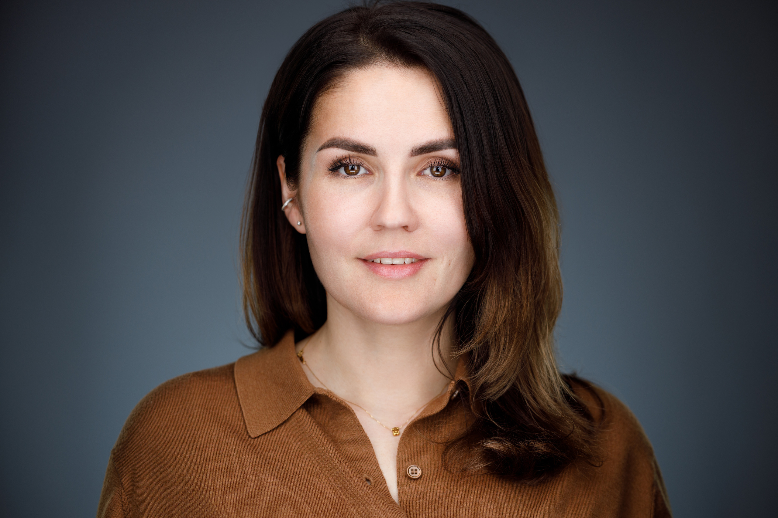 Деловые портреты компании. Бизнес-портрет | Хедшот-фотограф | Студия делового портрета в Москве