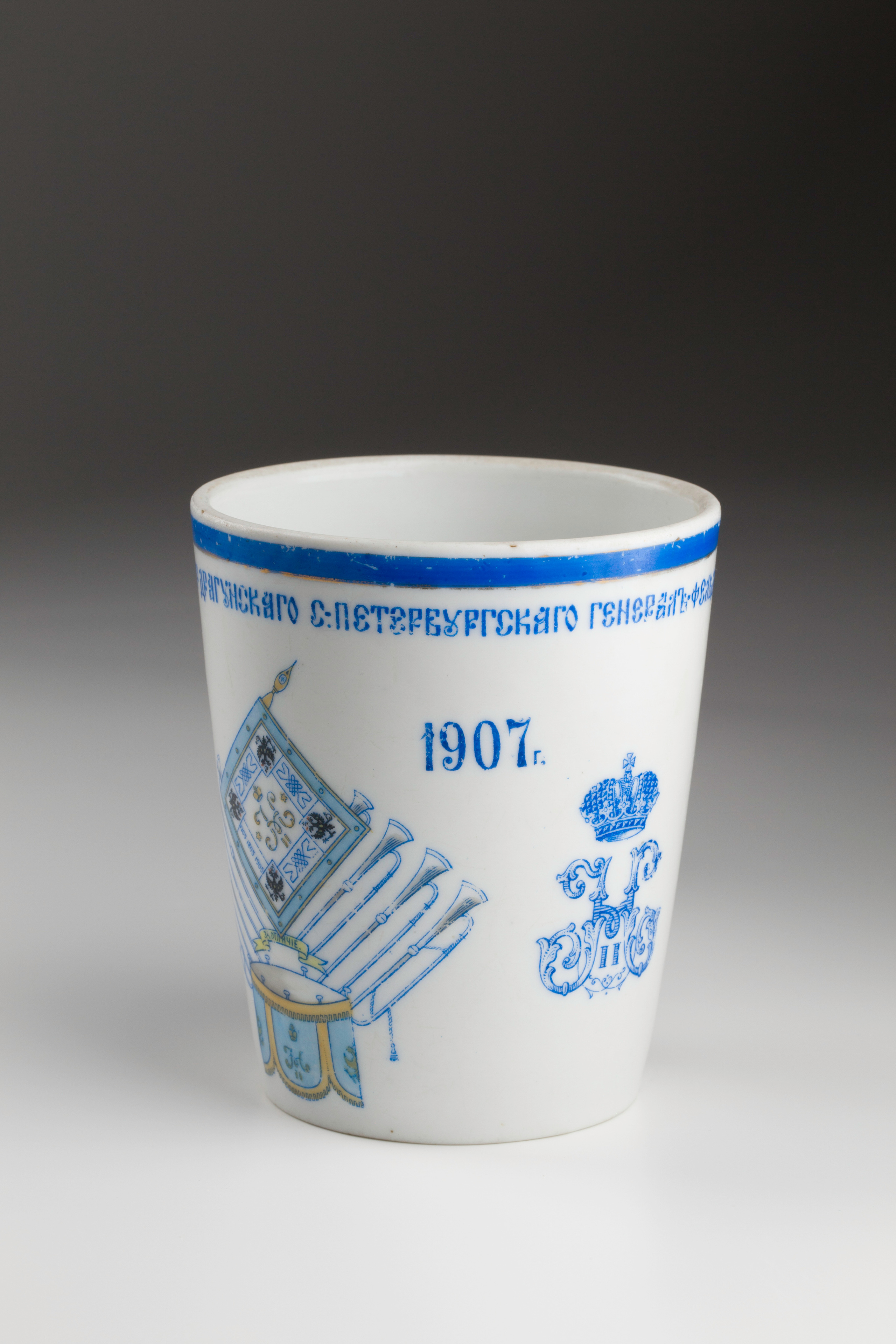 Предметная съёмка: полковые стопы. Бизнес-портрет | Хедшот-фотограф | Студия делового портрета в Москве