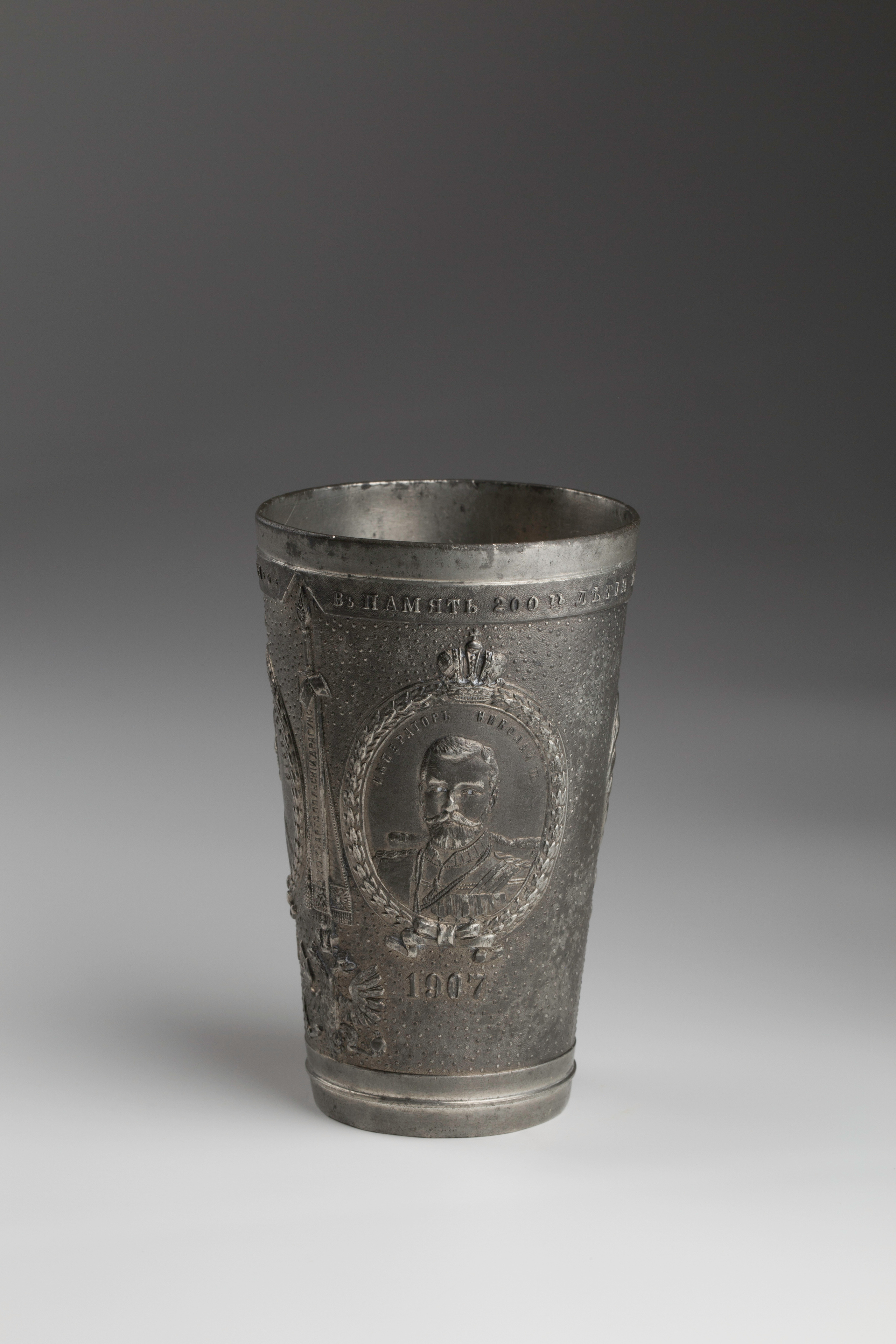 Предметная съёмка: полковые стопы. Бизнес-портрет | Хедшот-фотограф | Студия делового портрета в Москве