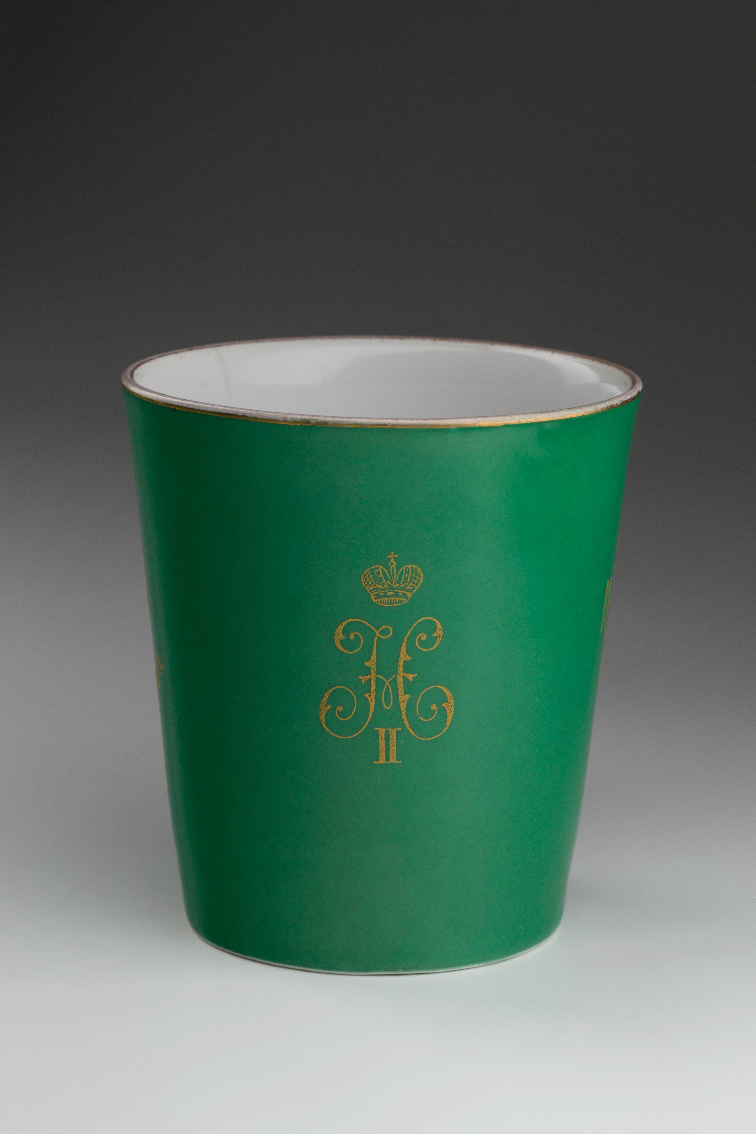 Предметная съёмка: полковые стопы. Бизнес-портрет | Хедшот-фотограф | Студия делового портрета в Москве