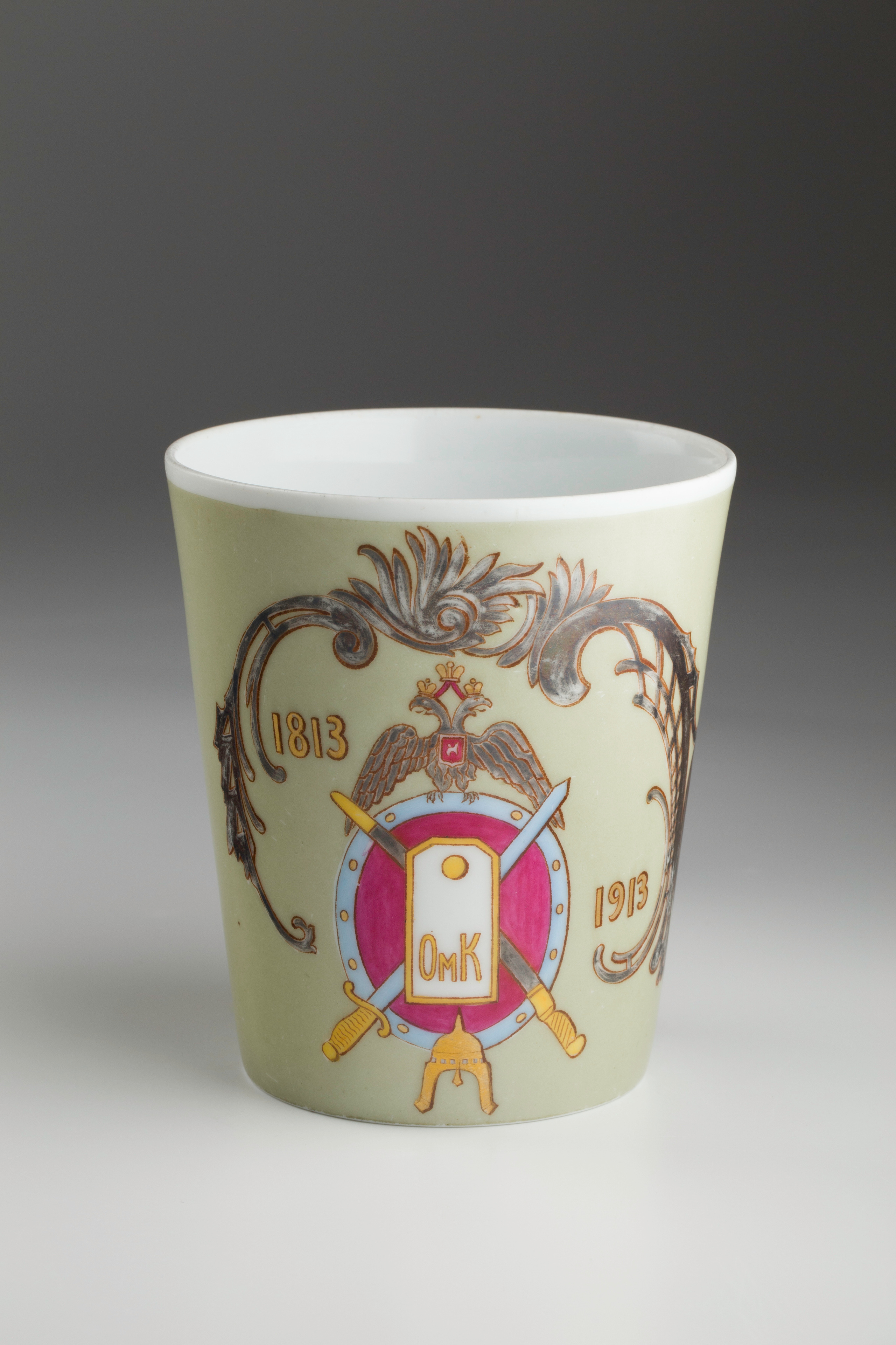 Предметная съёмка: полковые стопы. Бизнес-портрет | Хедшот-фотограф | Студия делового портрета в Москве