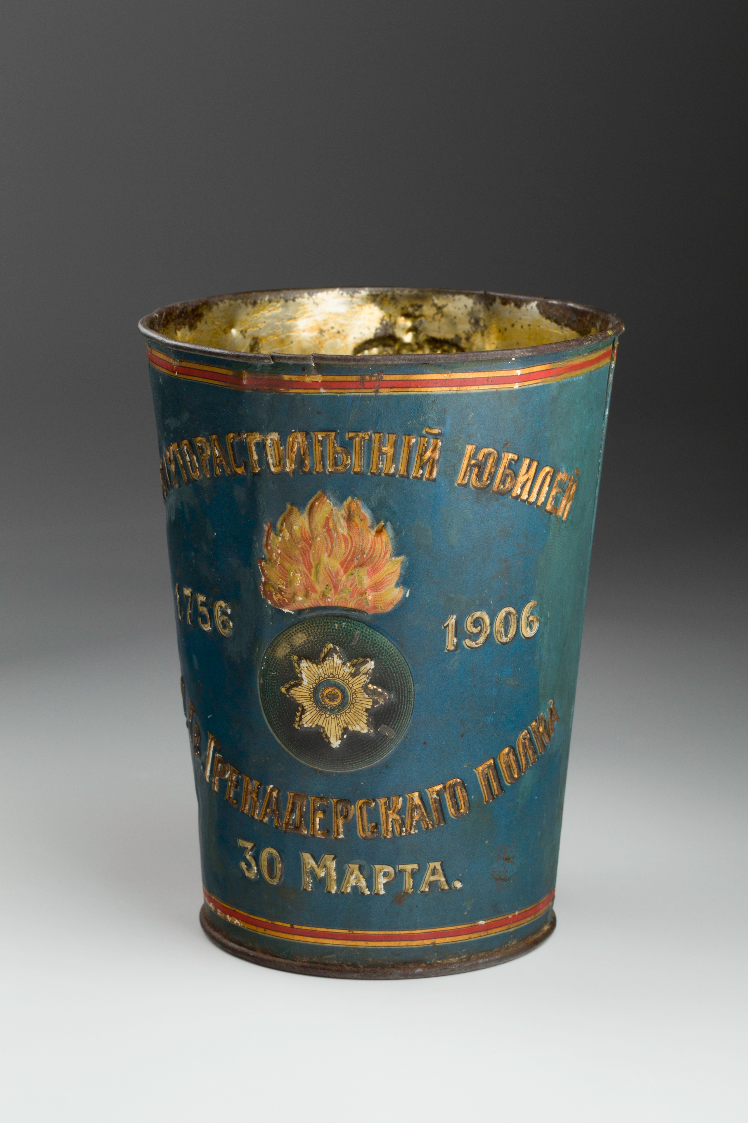 Предметная съёмка: полковые стопы. Бизнес-портрет | Хедшот-фотограф | Студия делового портрета в Москве