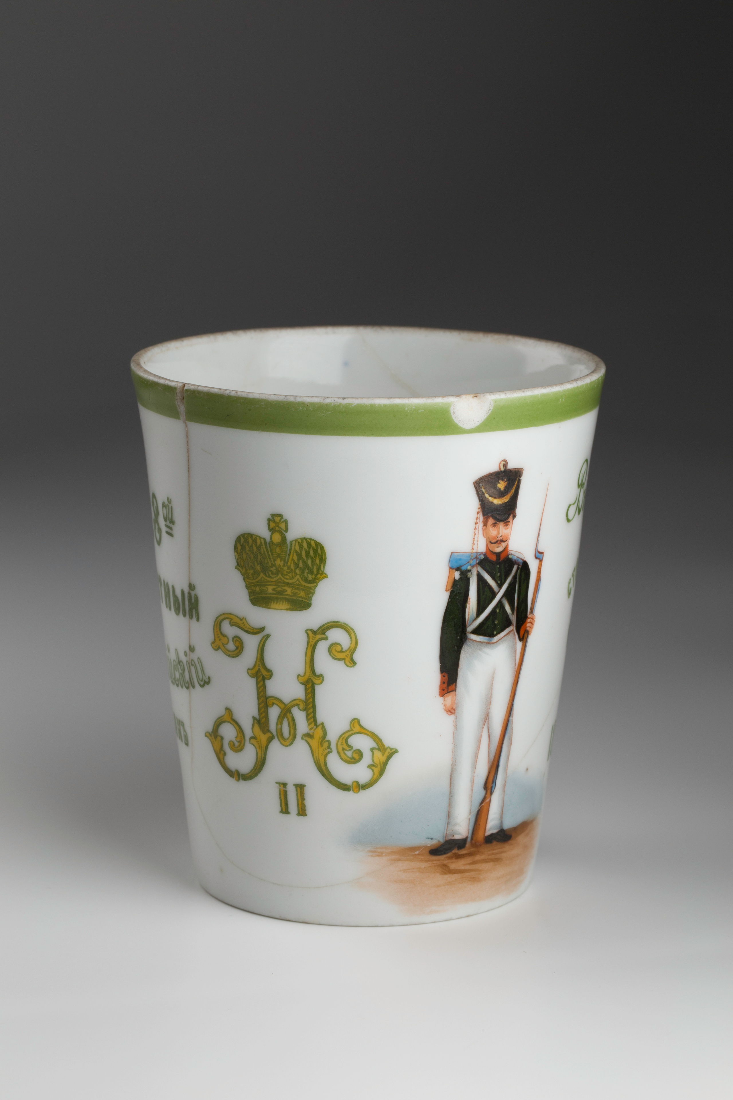 Предметная съёмка: полковые стопы. Бизнес-портрет | Хедшот-фотограф | Студия делового портрета в Москве