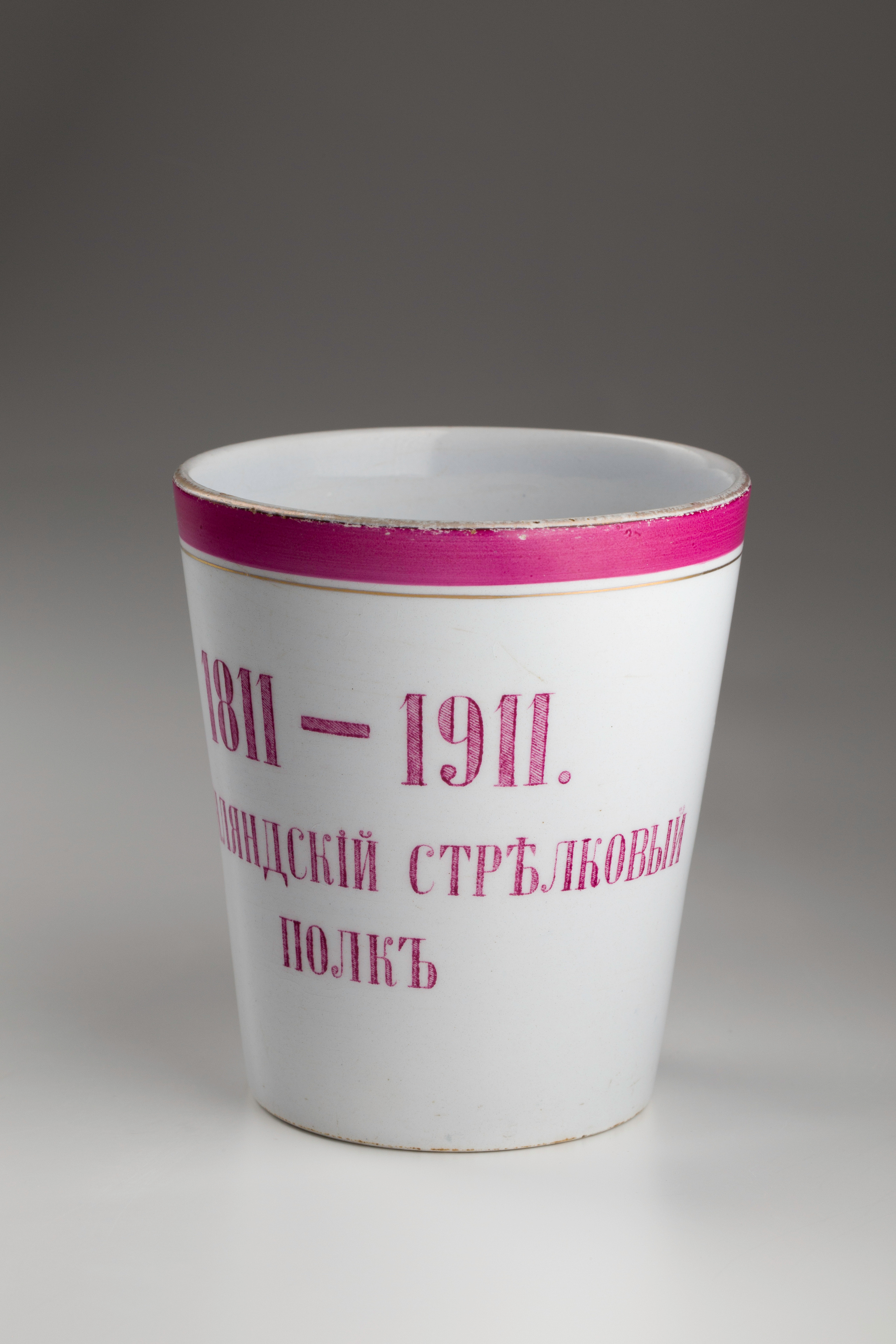 Предметная съёмка: полковые стопы. Бизнес-портрет | Хедшот-фотограф | Студия делового портрета в Москве