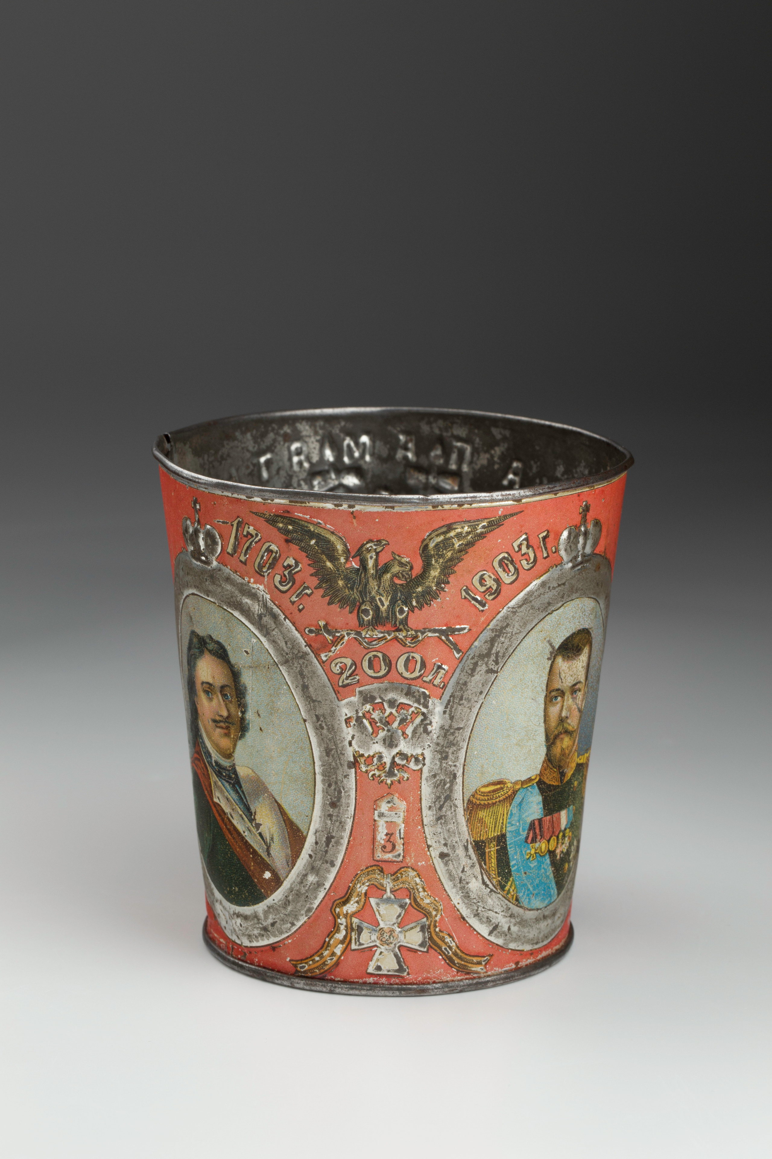 Предметная съёмка: полковые стопы. Бизнес-портрет | Хедшот-фотограф | Студия делового портрета в Москве