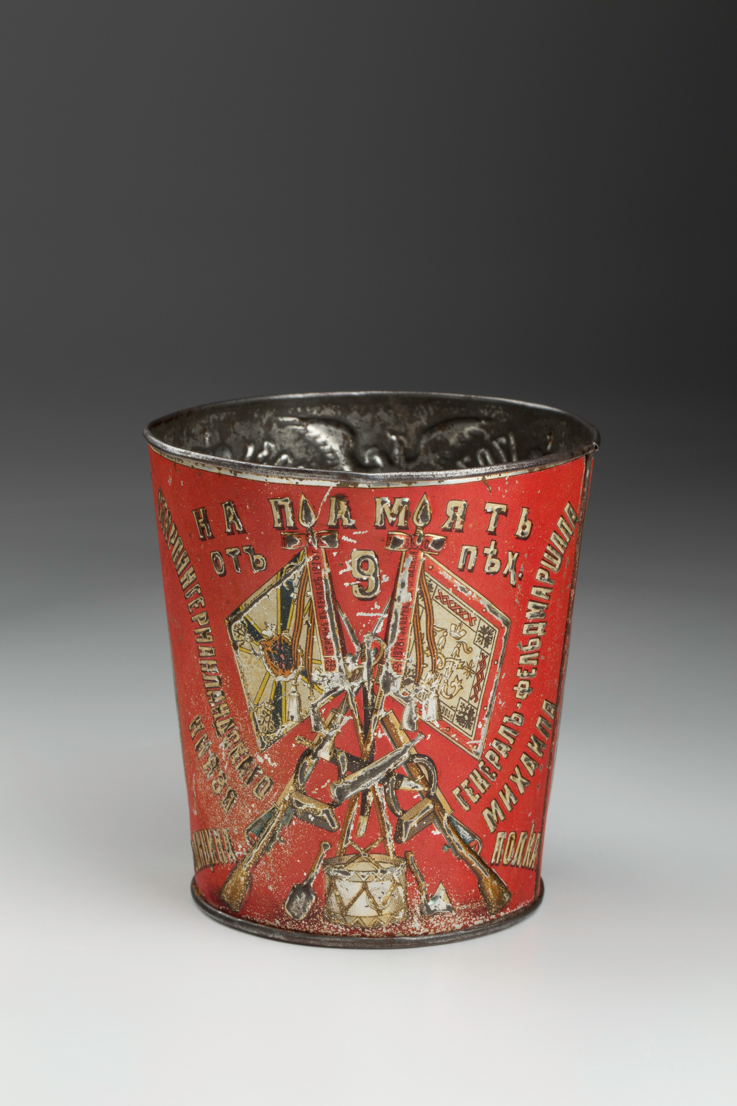 Предметная съёмка: полковые стопы. Бизнес-портрет | Хедшот-фотограф | Студия делового портрета в Москве