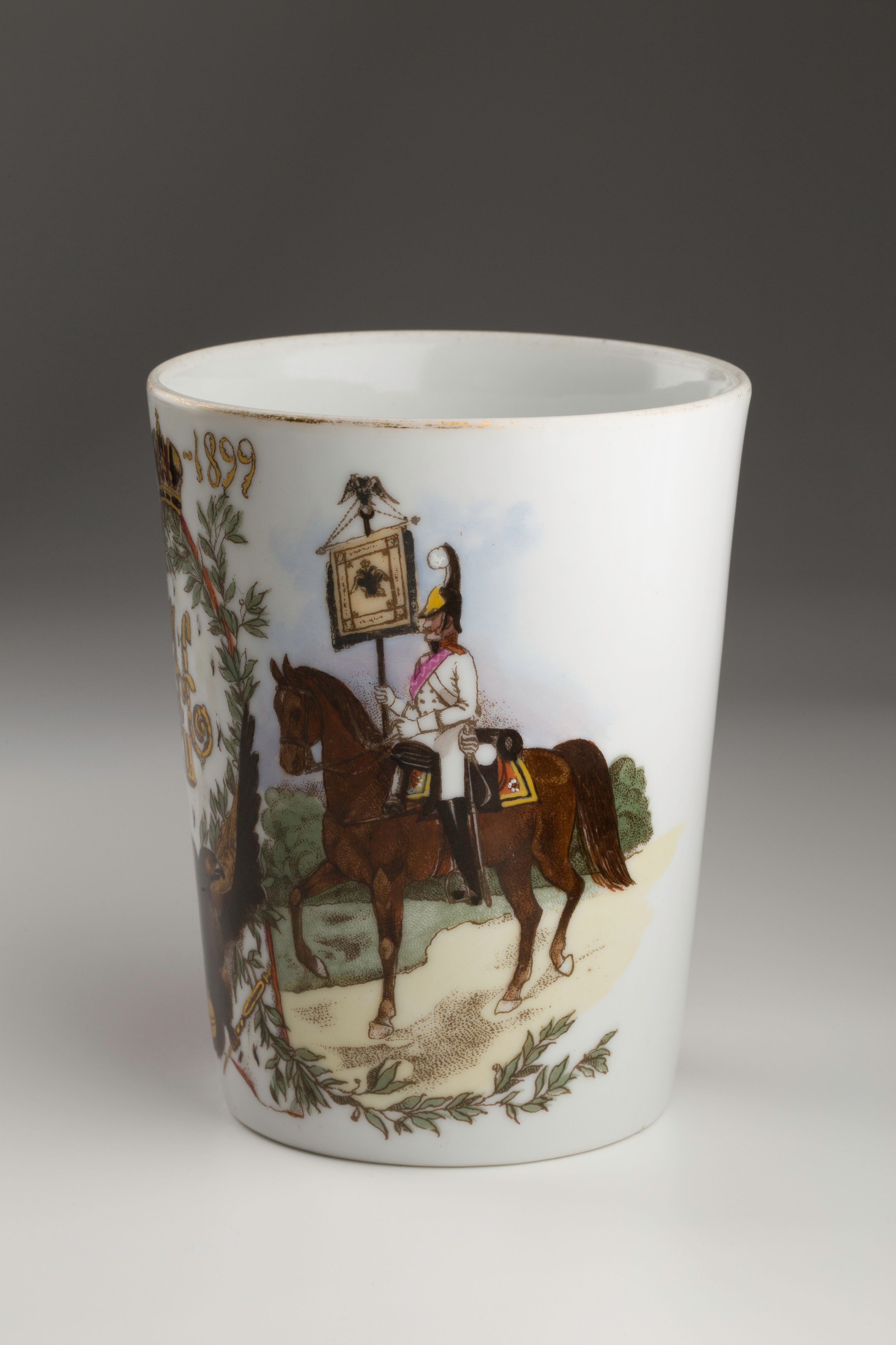 Предметная съёмка: полковые стопы. Бизнес-портрет | Хедшот-фотограф | Студия делового портрета в Москве