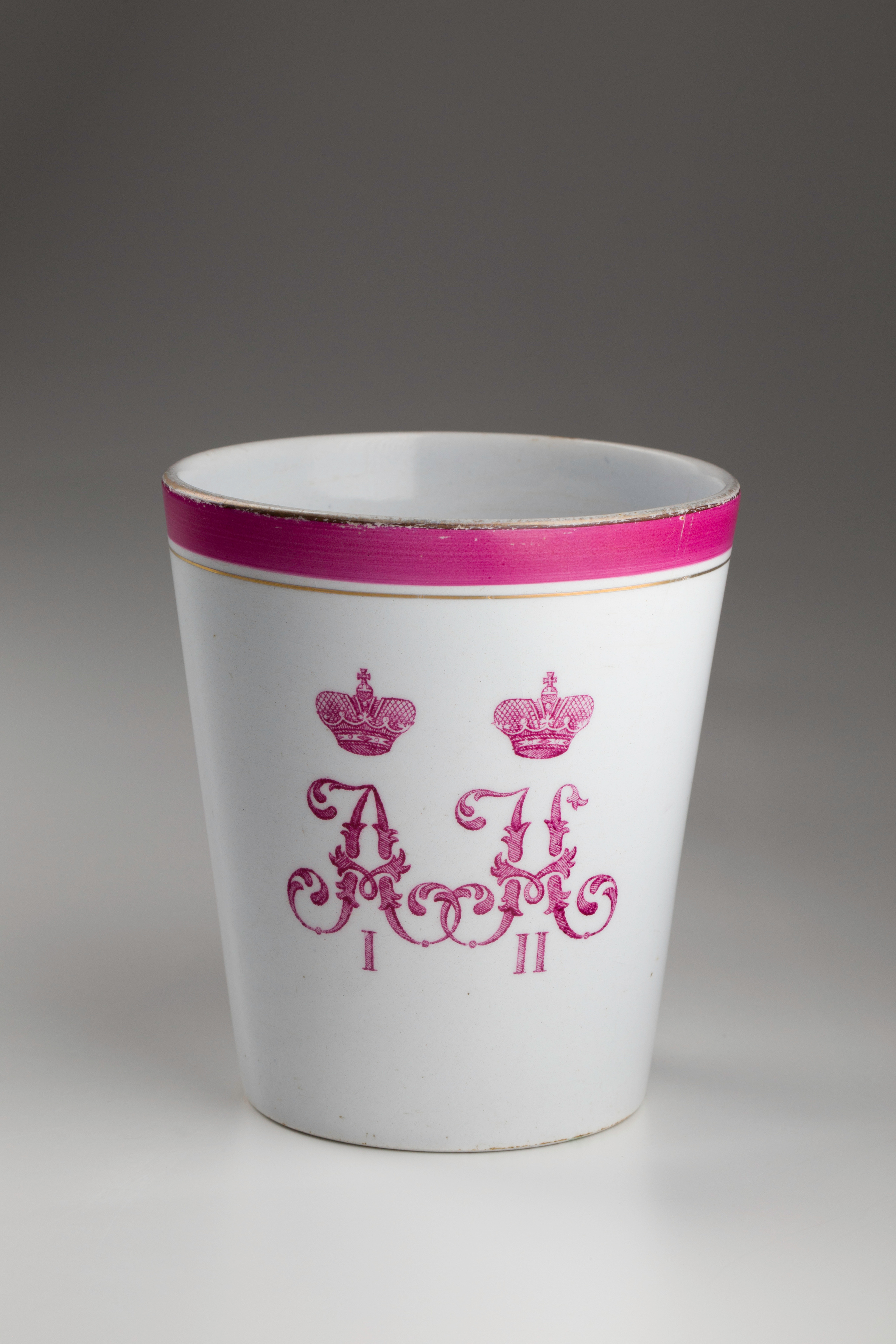 Предметная съёмка: полковые стопы. Бизнес-портрет | Хедшот-фотограф | Студия делового портрета в Москве