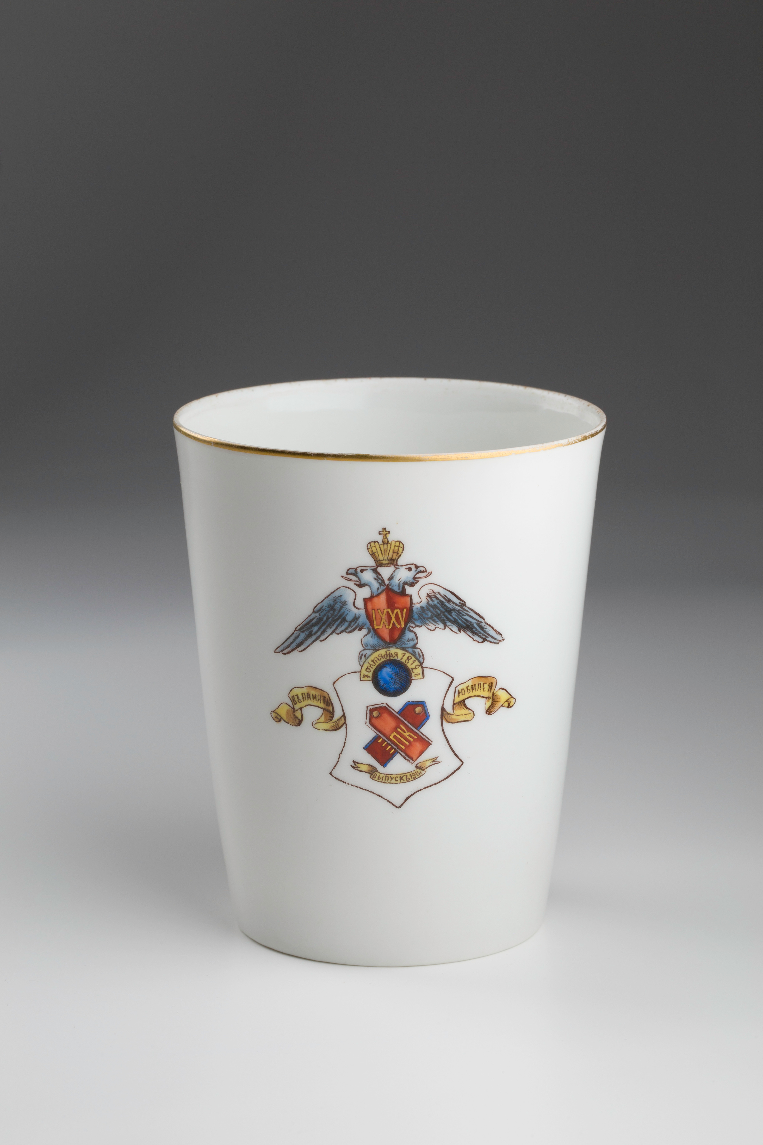 Предметная съёмка: полковые стопы. Бизнес-портрет | Хедшот-фотограф | Студия делового портрета в Москве