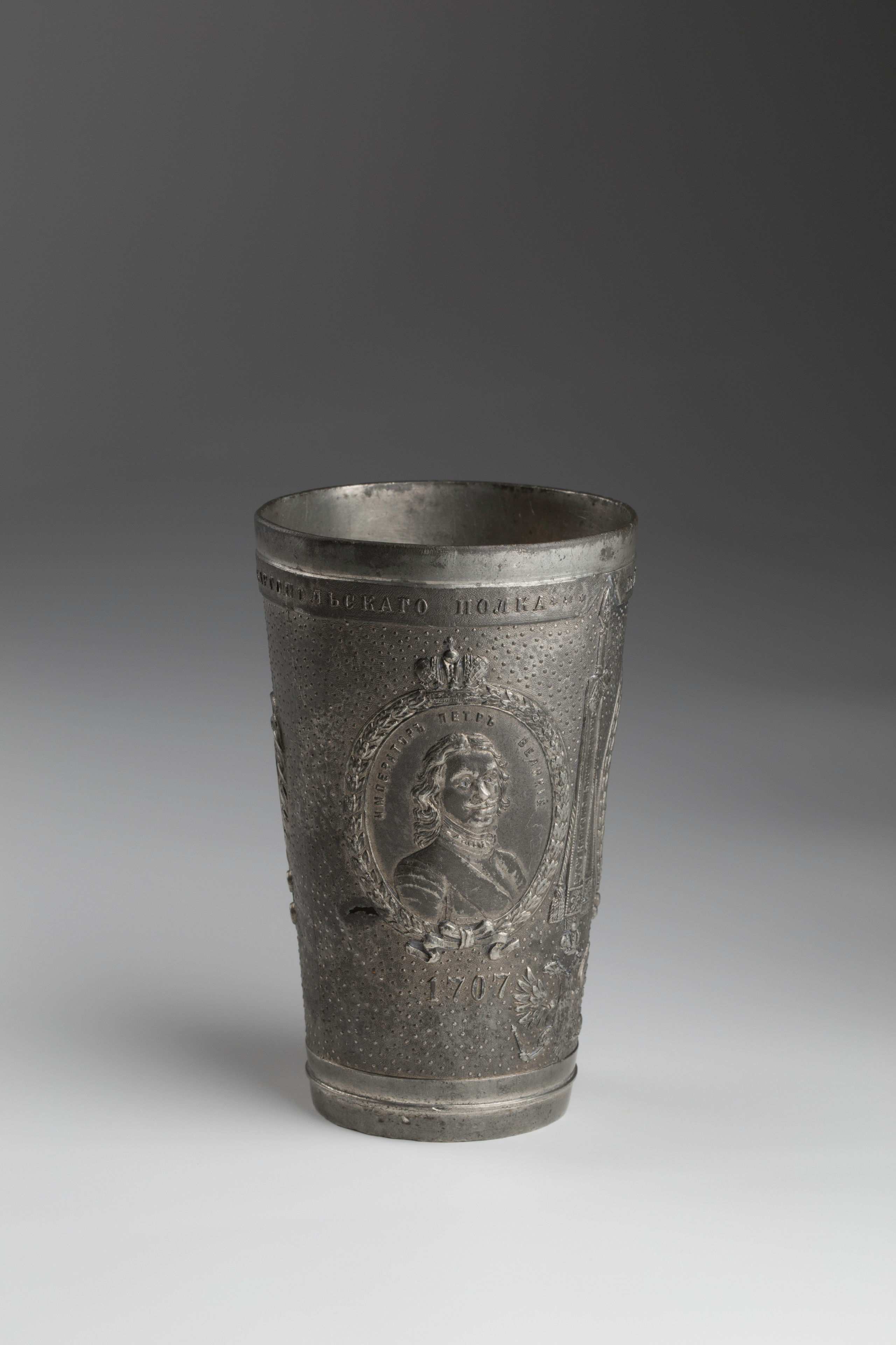 Предметная съёмка: полковые стопы. Бизнес-портрет | Хедшот-фотограф | Студия делового портрета в Москве