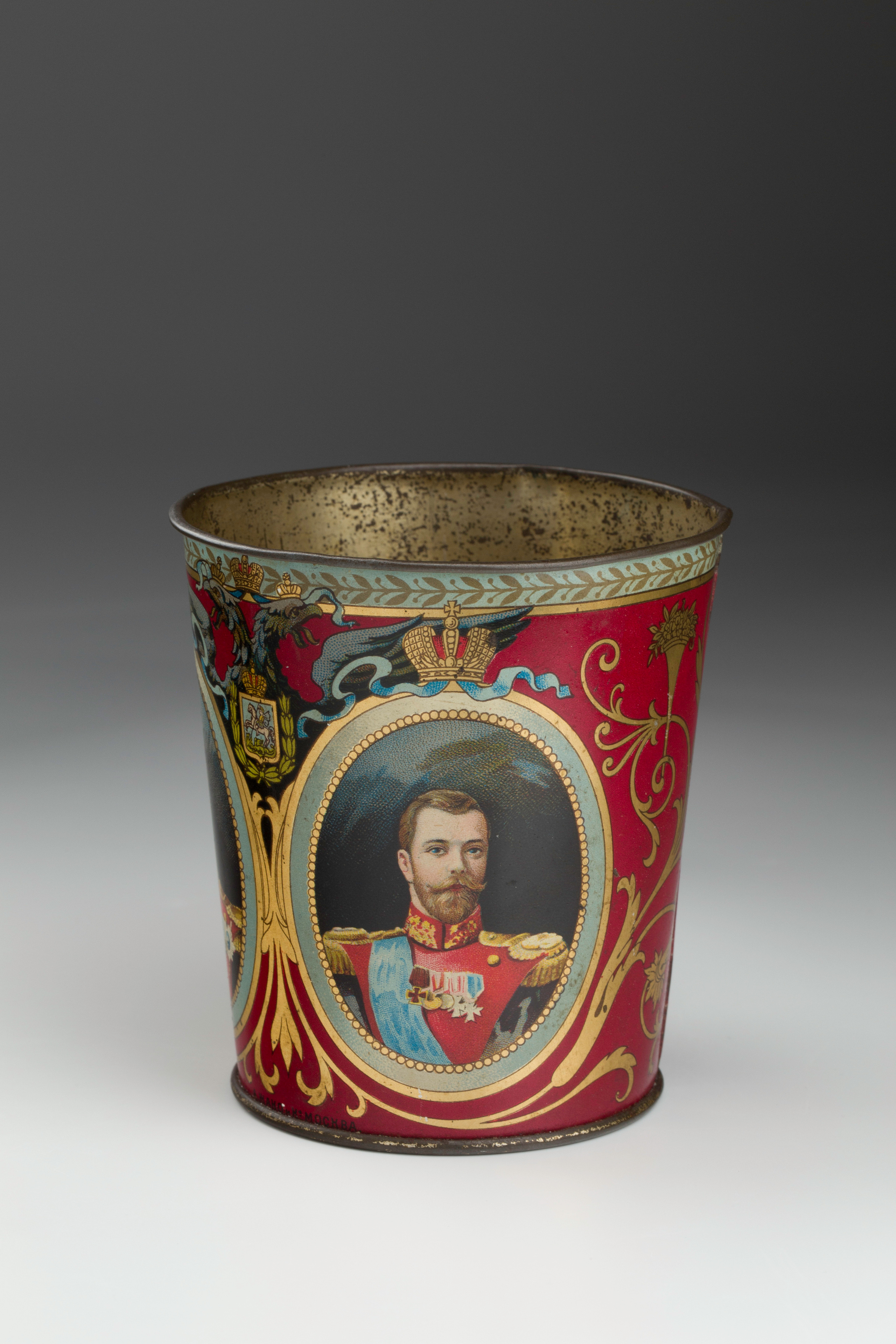 Предметная съёмка: полковые стопы. Бизнес-портрет | Хедшот-фотограф | Студия делового портрета в Москве