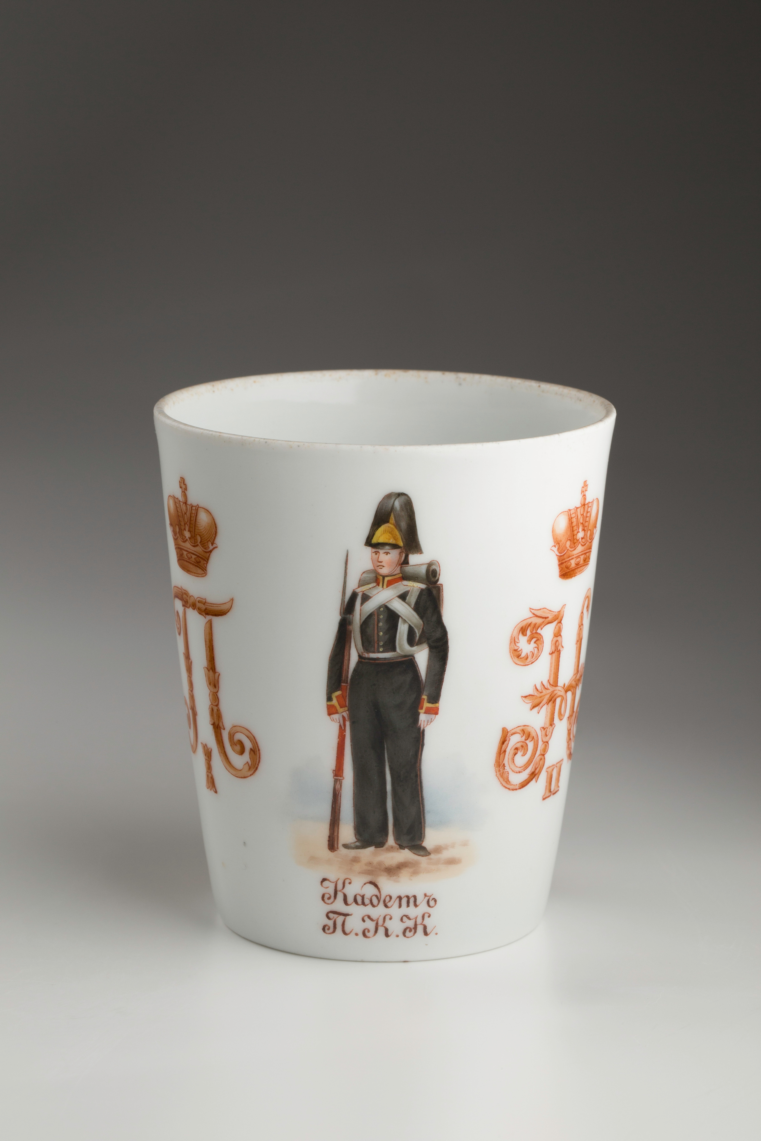 Предметная съёмка: полковые стопы. Бизнес-портрет | Хедшот-фотограф | Студия делового портрета в Москве