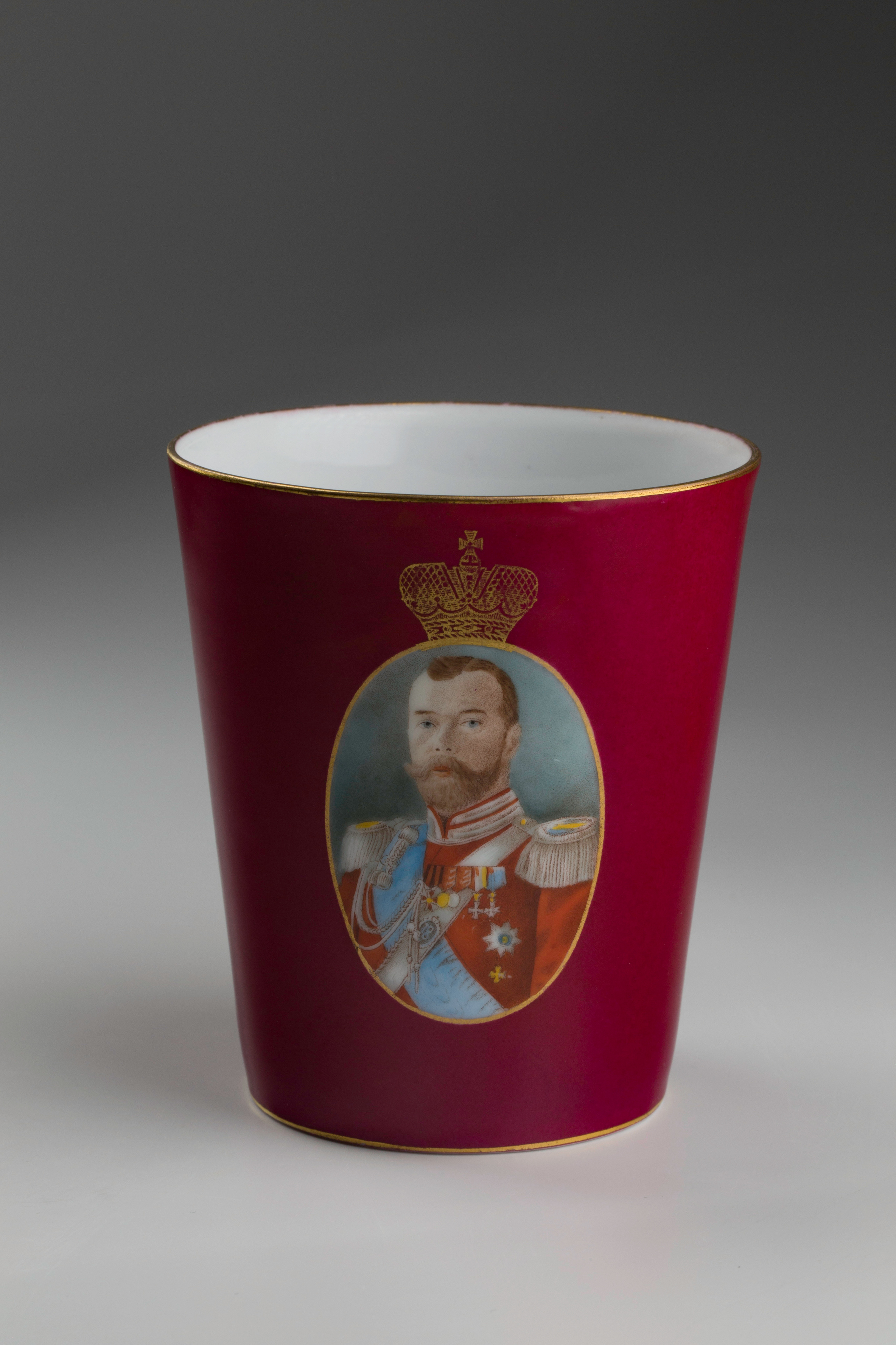 Предметная съёмка: полковые стопы. Бизнес-портрет | Хедшот-фотограф | Студия делового портрета в Москве