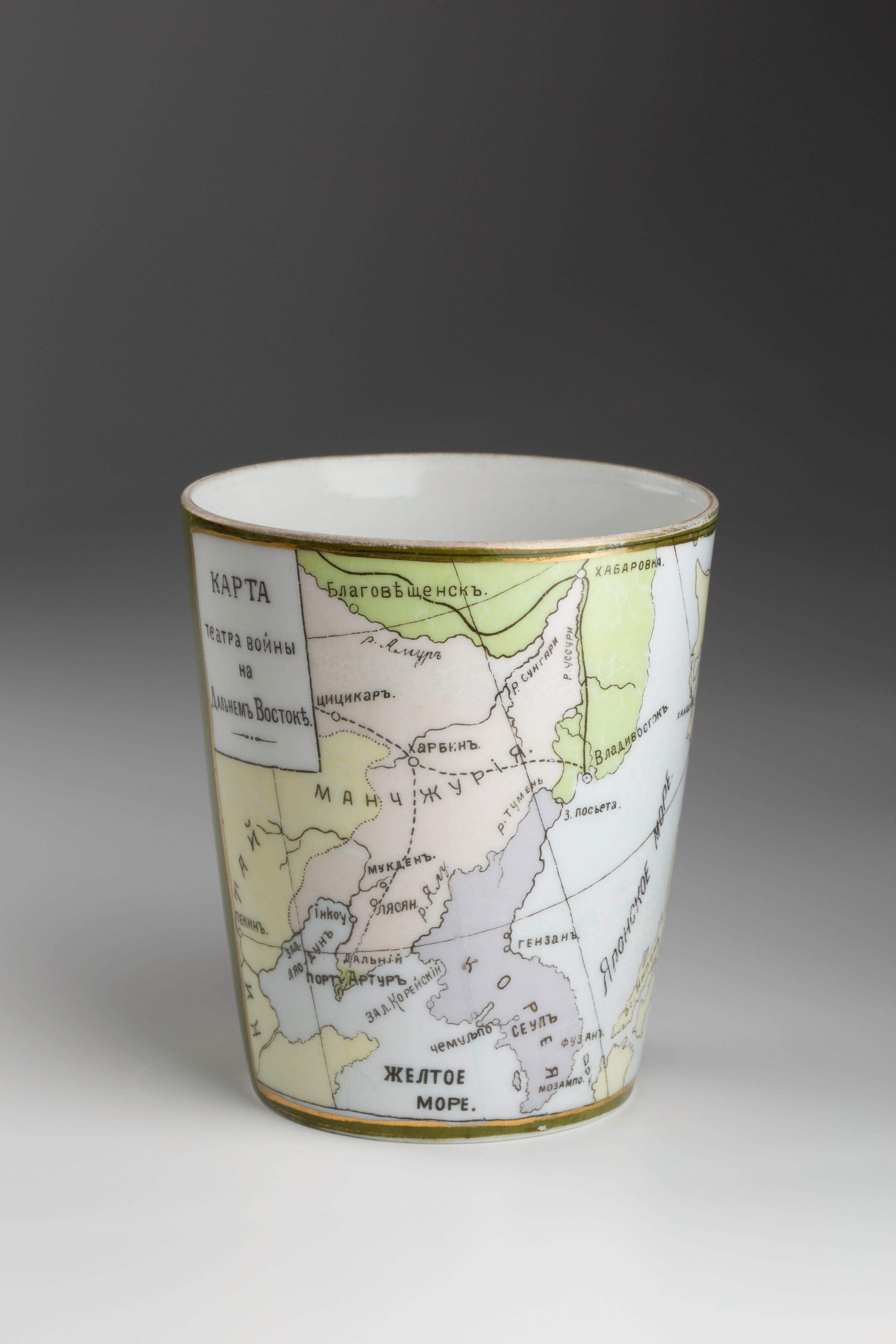 Предметная съёмка: полковые стопы. Бизнес-портрет | Хедшот-фотограф | Студия делового портрета в Москве