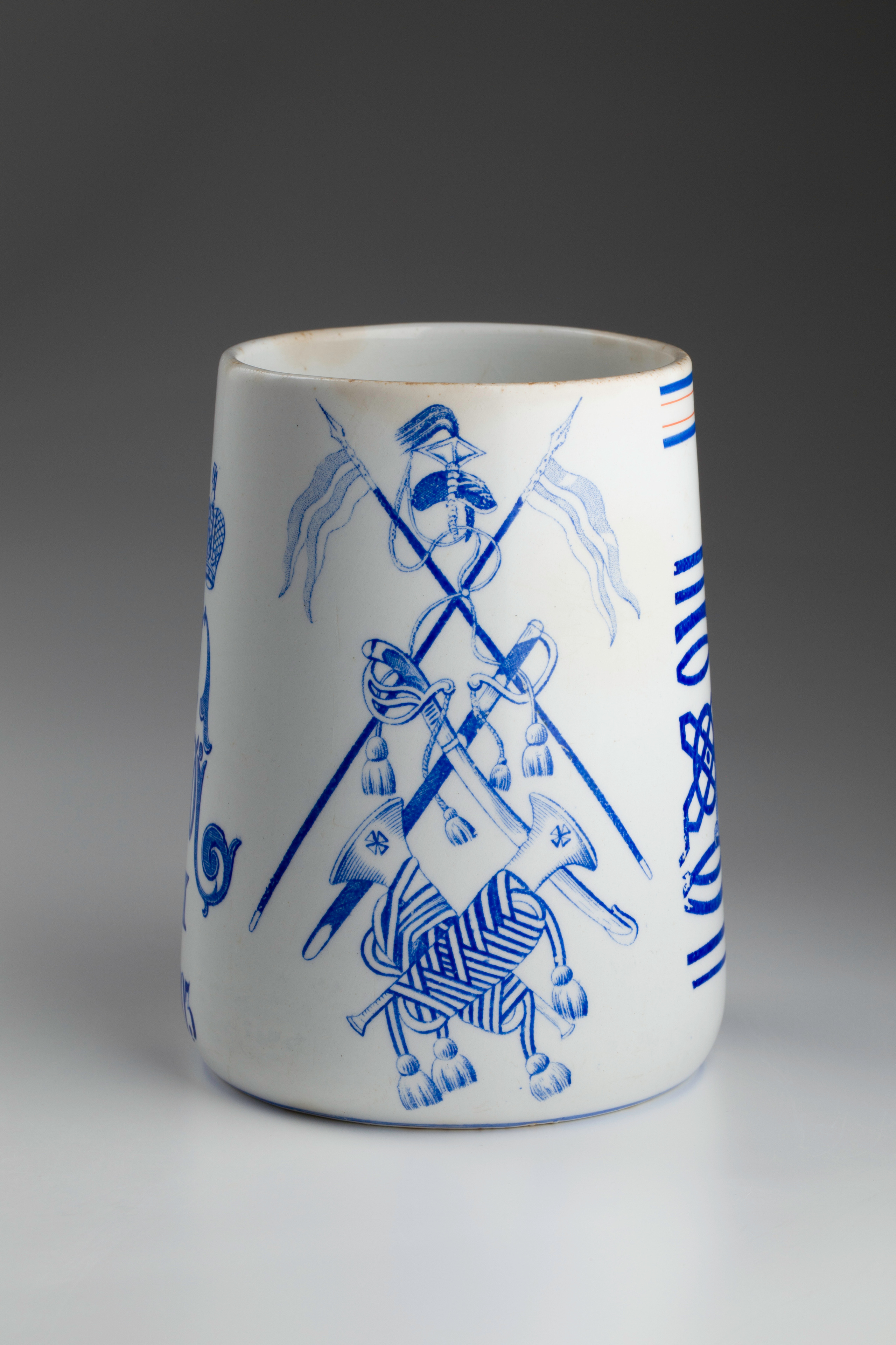 Предметная съёмка: полковые стопы. Бизнес-портрет | Хедшот-фотограф | Студия делового портрета в Москве