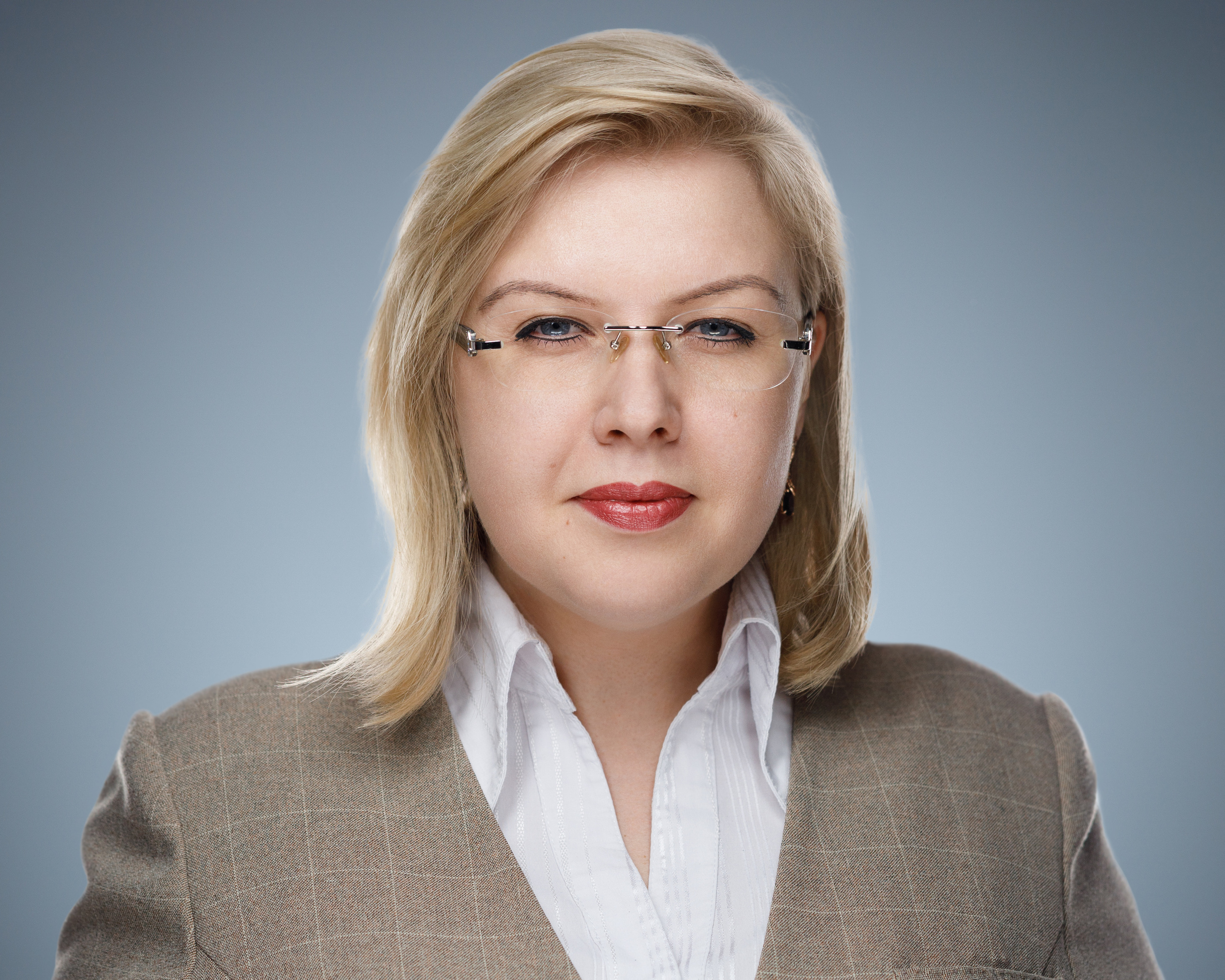 Деловые портреты компании. Бизнес-портрет | Хедшот-фотограф | Студия делового портрета в Москве