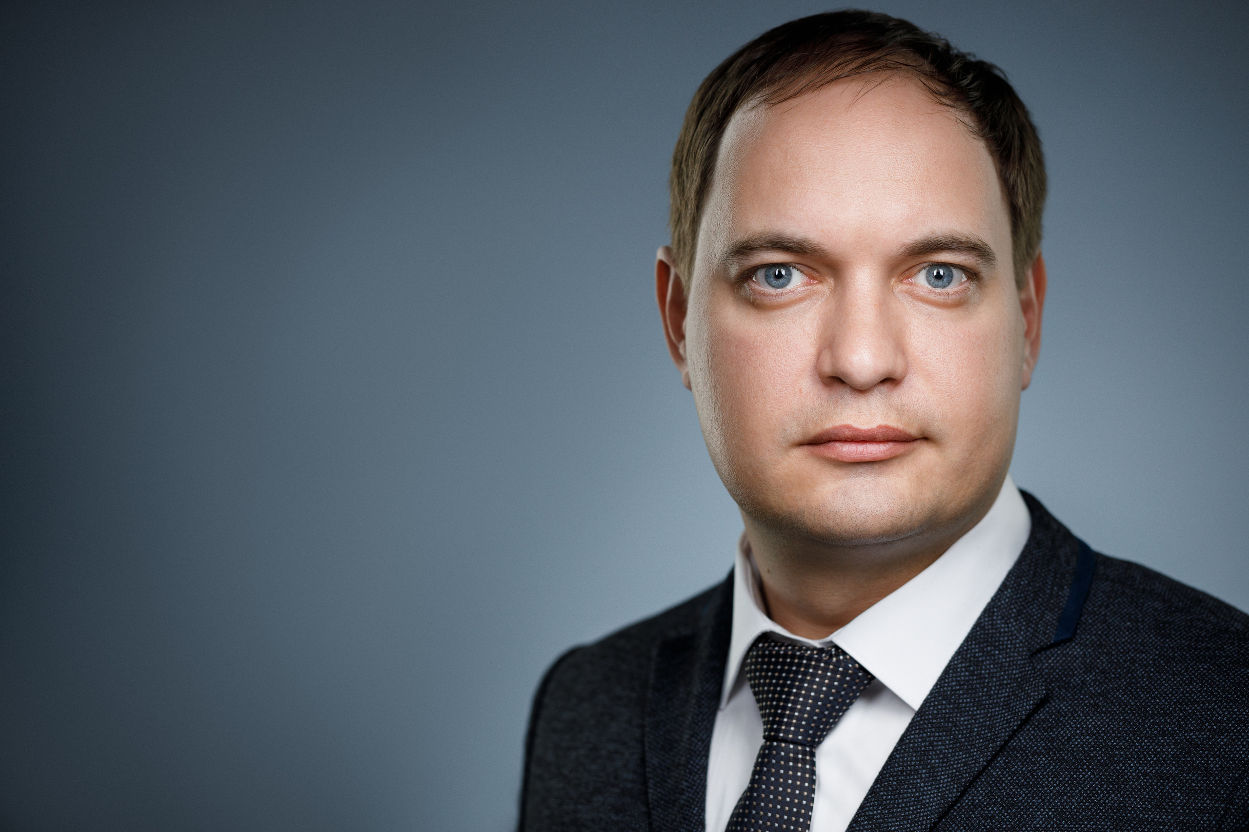 Деловые портреты компании. Бизнес-портрет | Хедшот-фотограф | Студия делового портрета в Москве