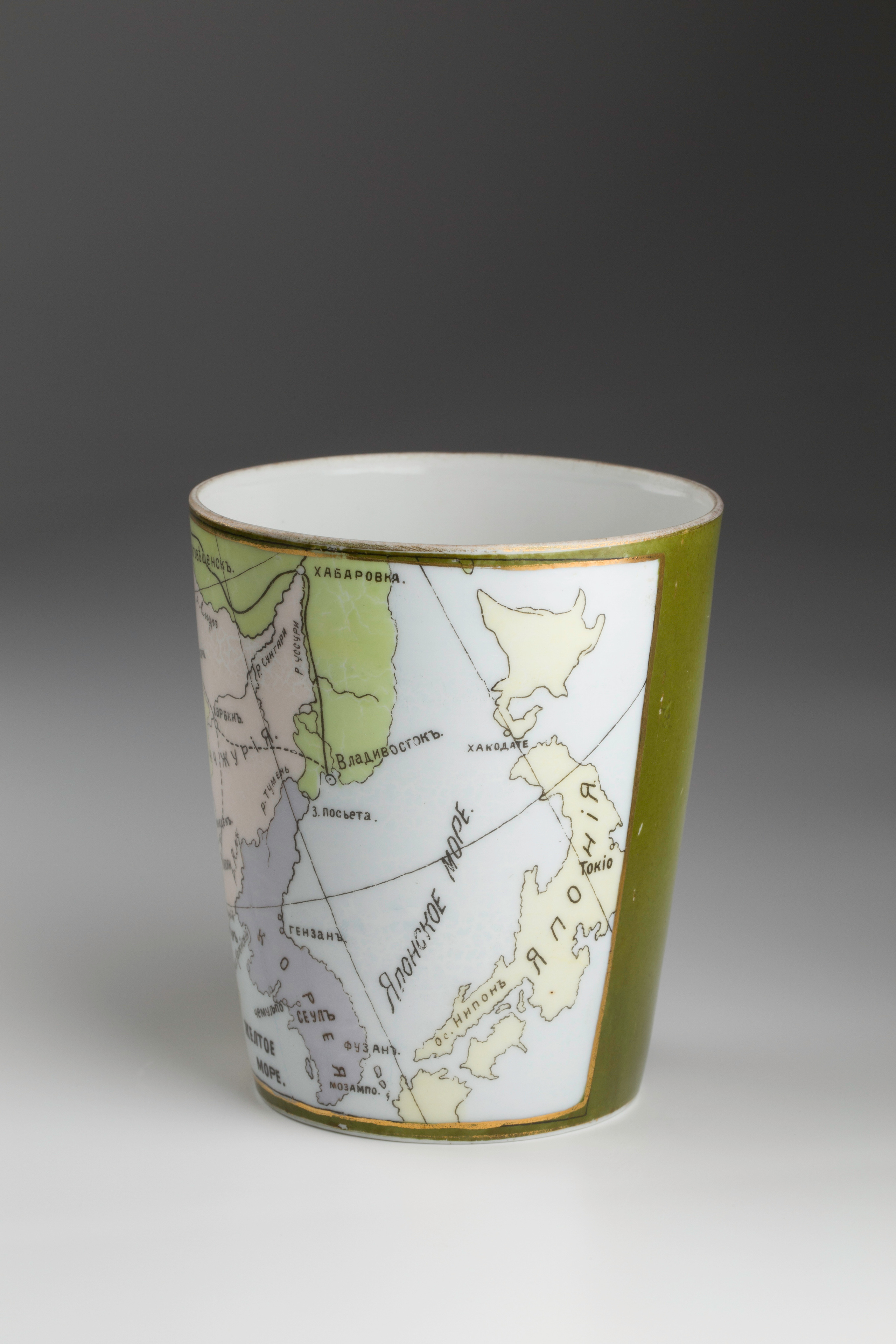 Предметная съёмка: полковые стопы. Бизнес-портрет | Хедшот-фотограф | Студия делового портрета в Москве