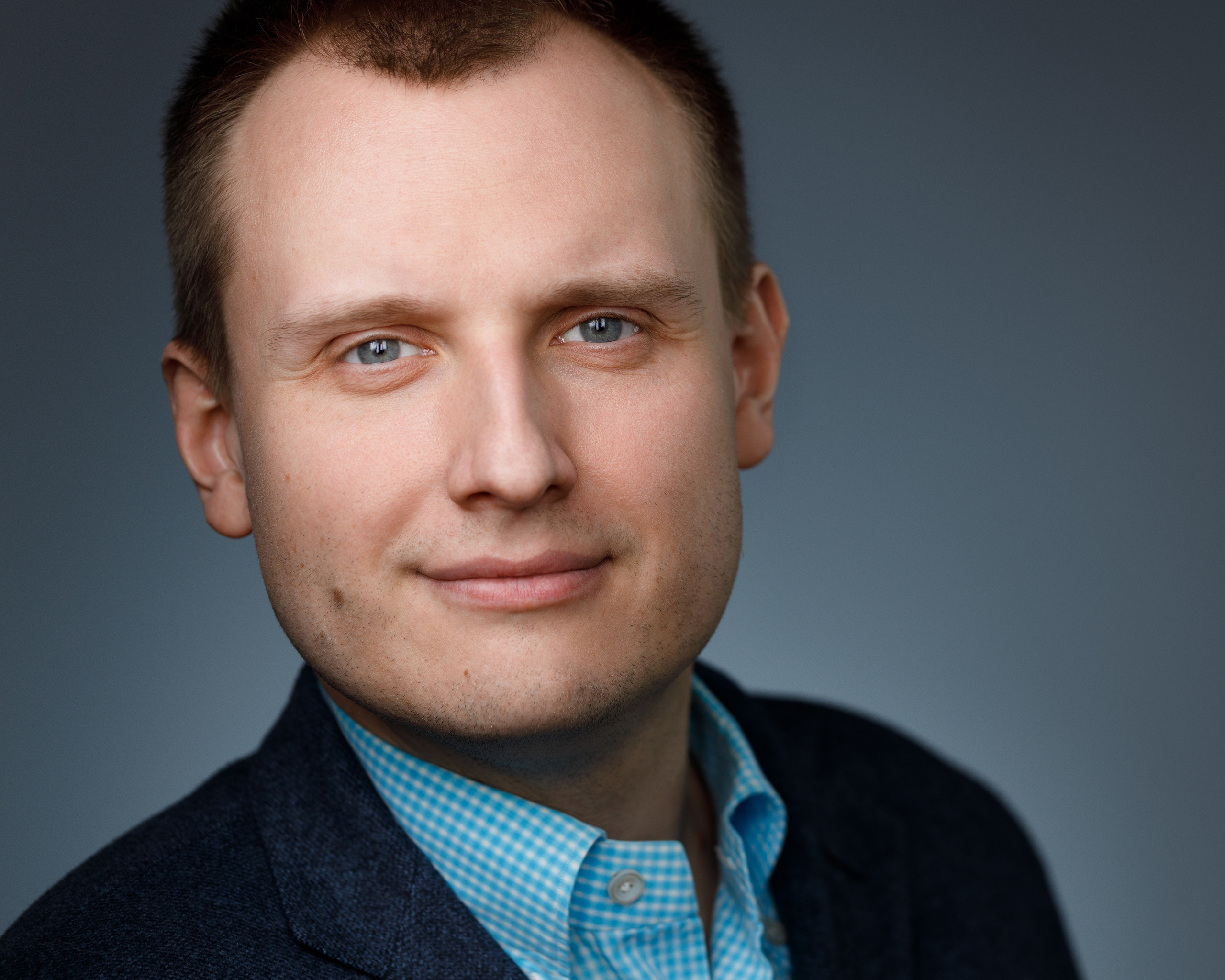 Деловые портреты компании. Бизнес-портрет | Хедшот-фотограф | Студия делового портрета в Москве