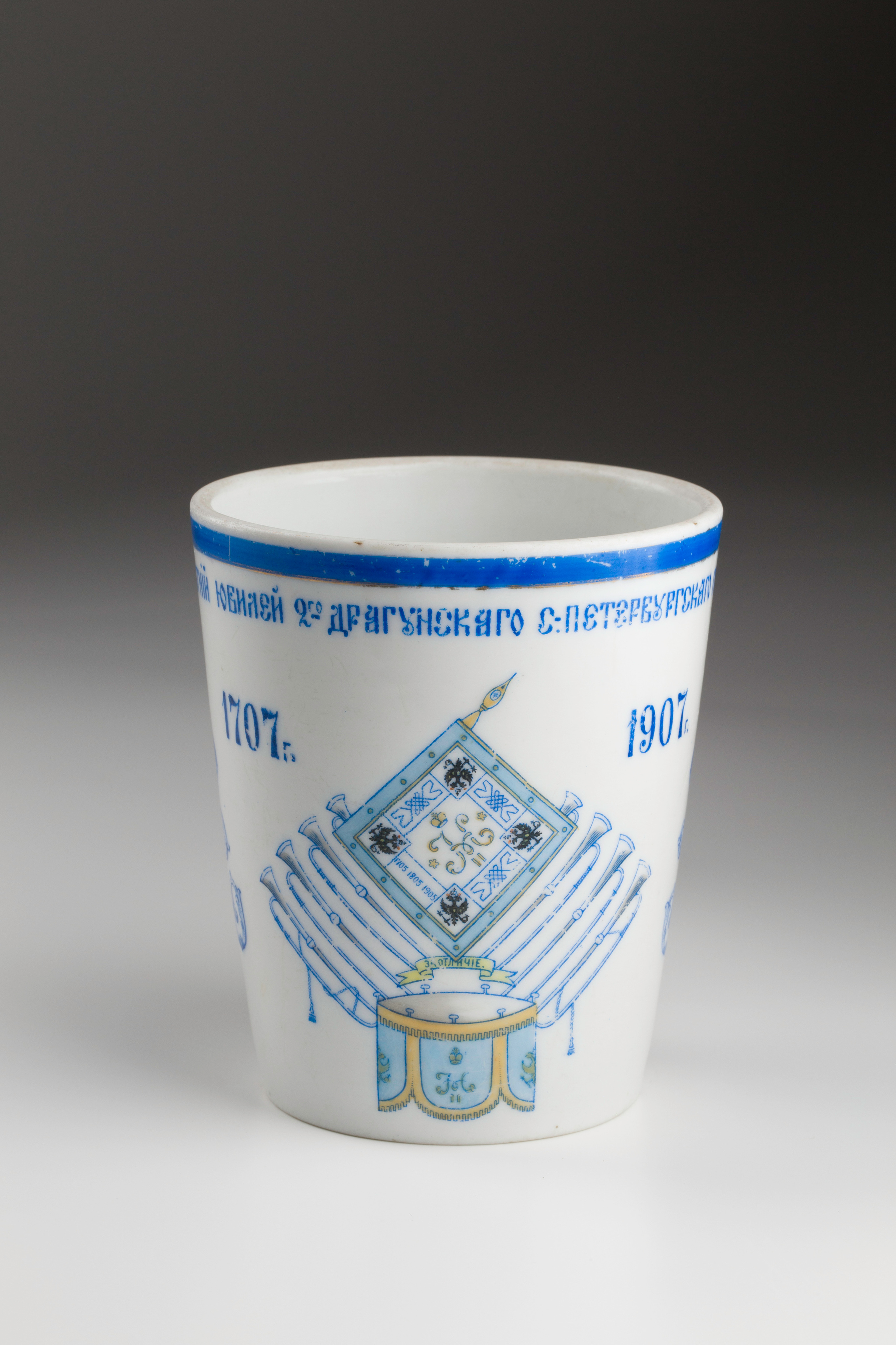 Предметная съёмка: полковые стопы. Бизнес-портрет | Хедшот-фотограф | Студия делового портрета в Москве