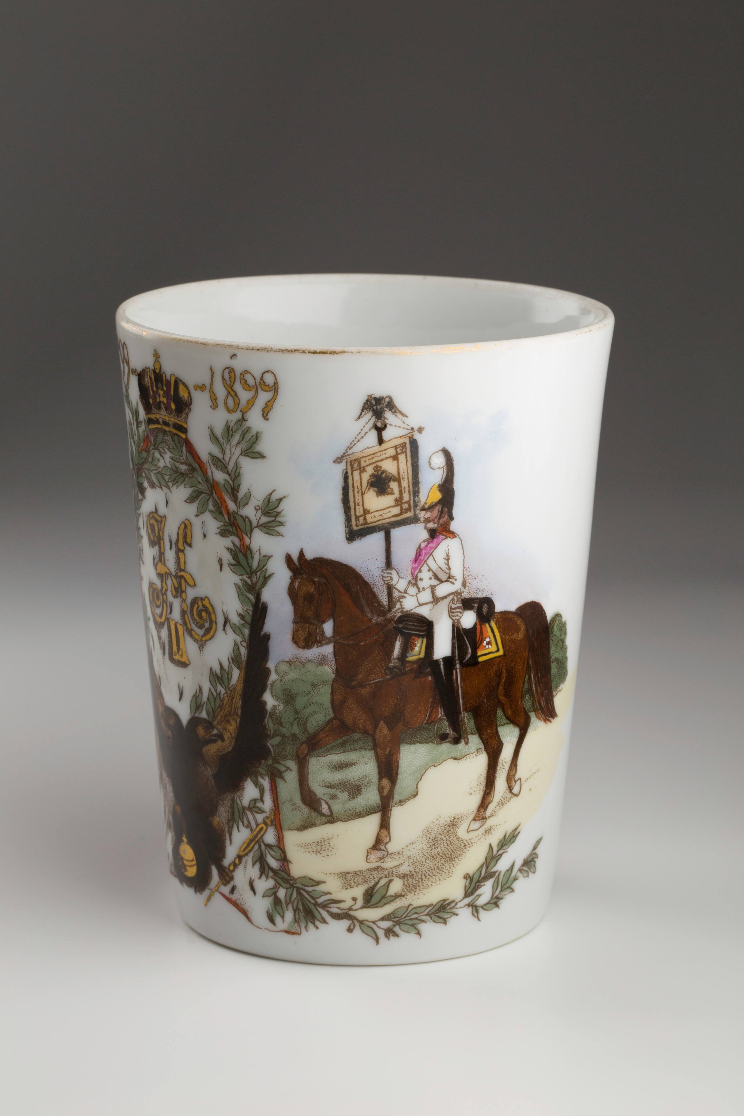 Предметная съёмка: полковые стопы. Бизнес-портрет | Хедшот-фотограф | Студия делового портрета в Москве