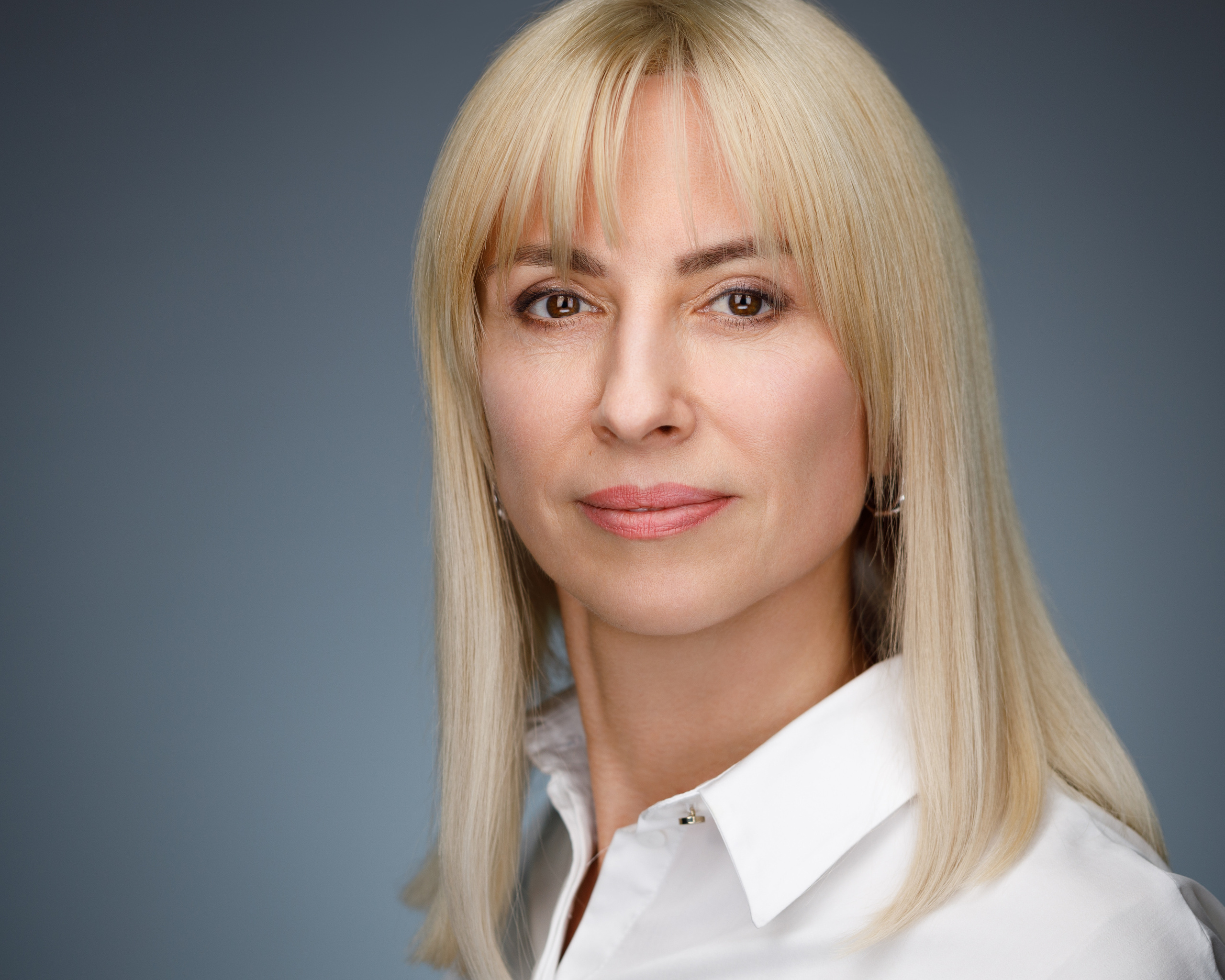 Деловые портреты компании. Бизнес-портрет | Хедшот-фотограф | Студия делового портрета в Москве