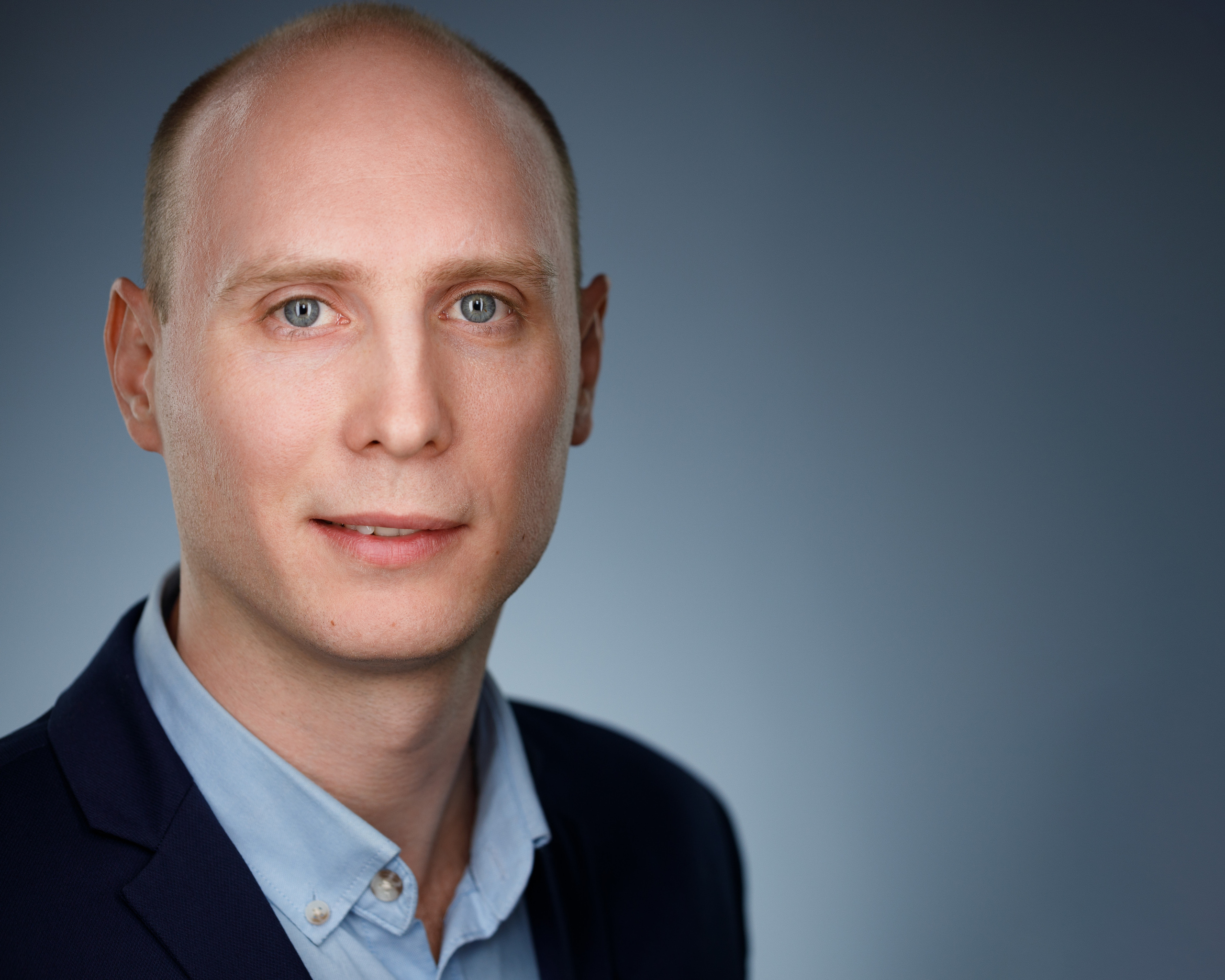 Деловые портреты компании. Бизнес-портрет | Хедшот-фотограф | Студия делового портрета в Москве