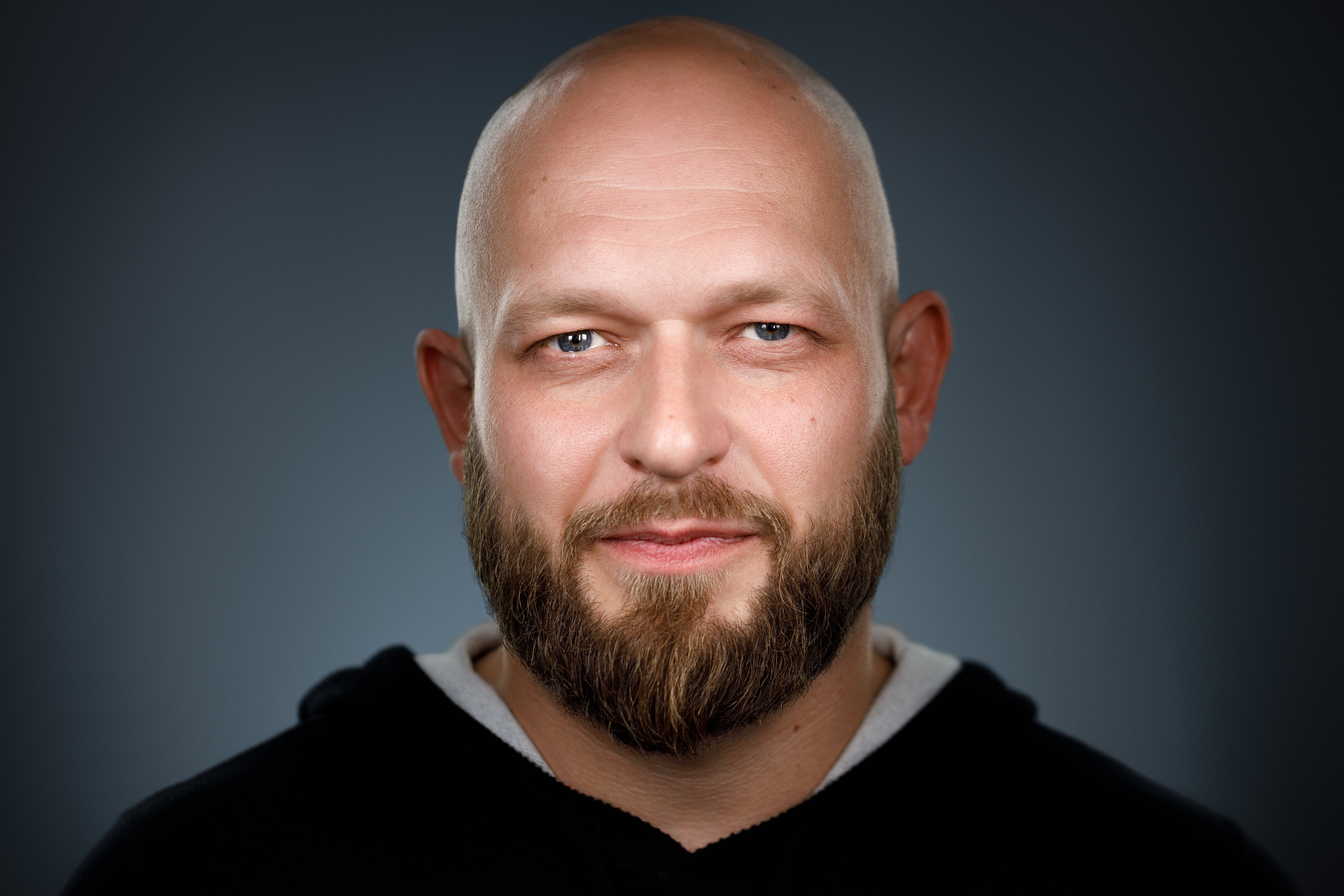 Деловые портреты компании. Бизнес-портрет | Хедшот-фотограф | Студия делового портрета в Москве