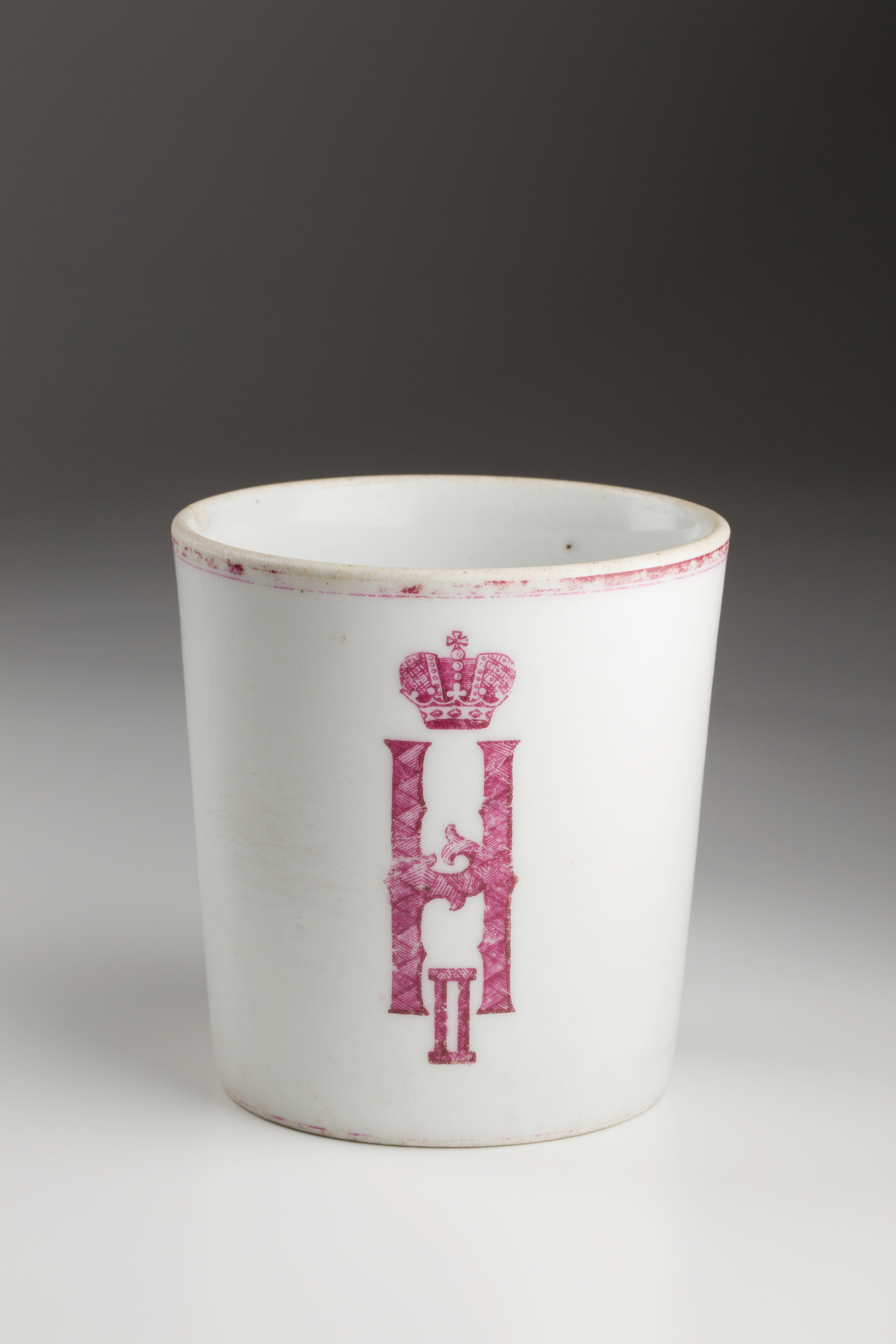 Предметная съёмка: полковые стопы. Бизнес-портрет | Хедшот-фотограф | Студия делового портрета в Москве