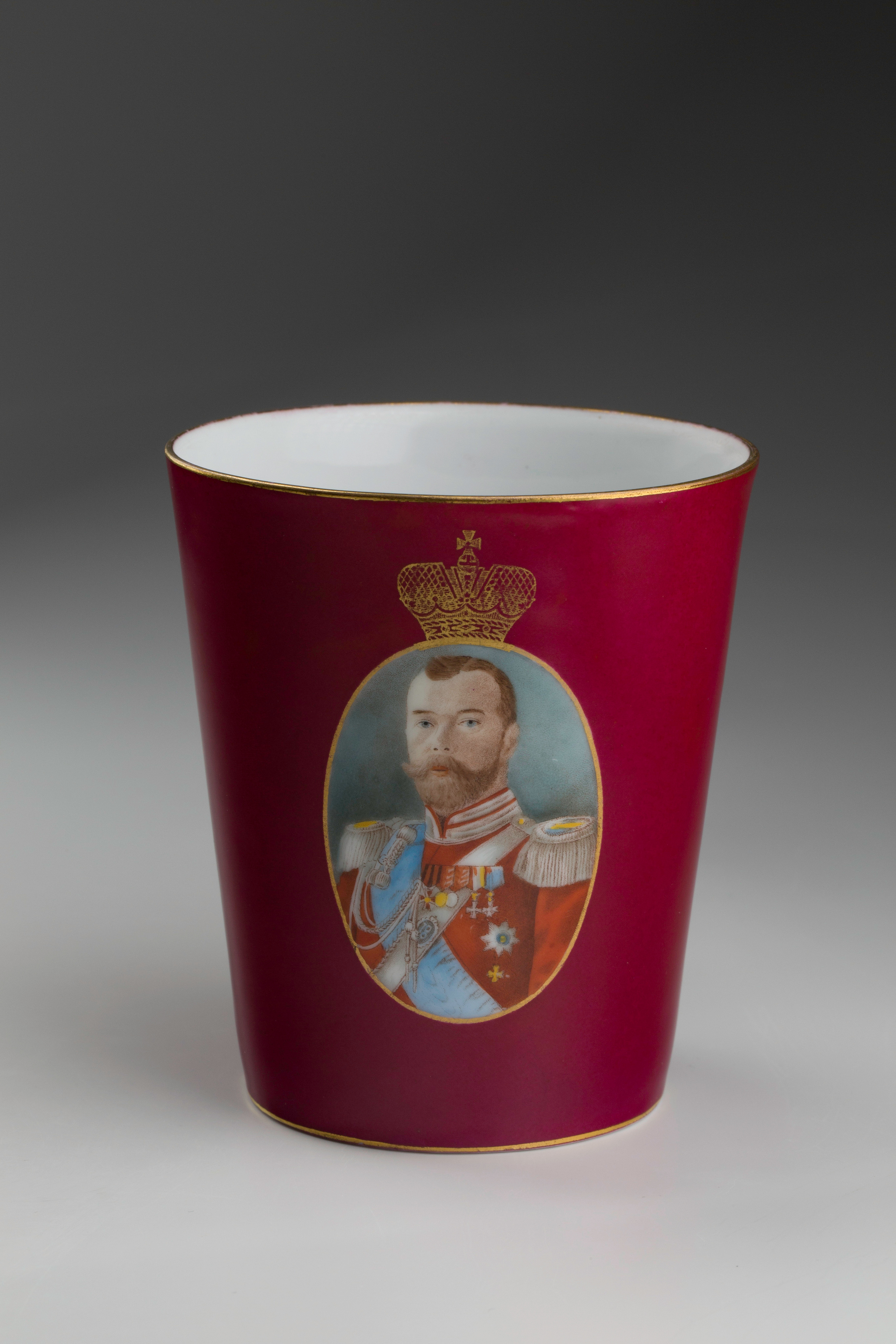 Предметная съёмка: полковые стопы. Бизнес-портрет | Хедшот-фотограф | Студия делового портрета в Москве