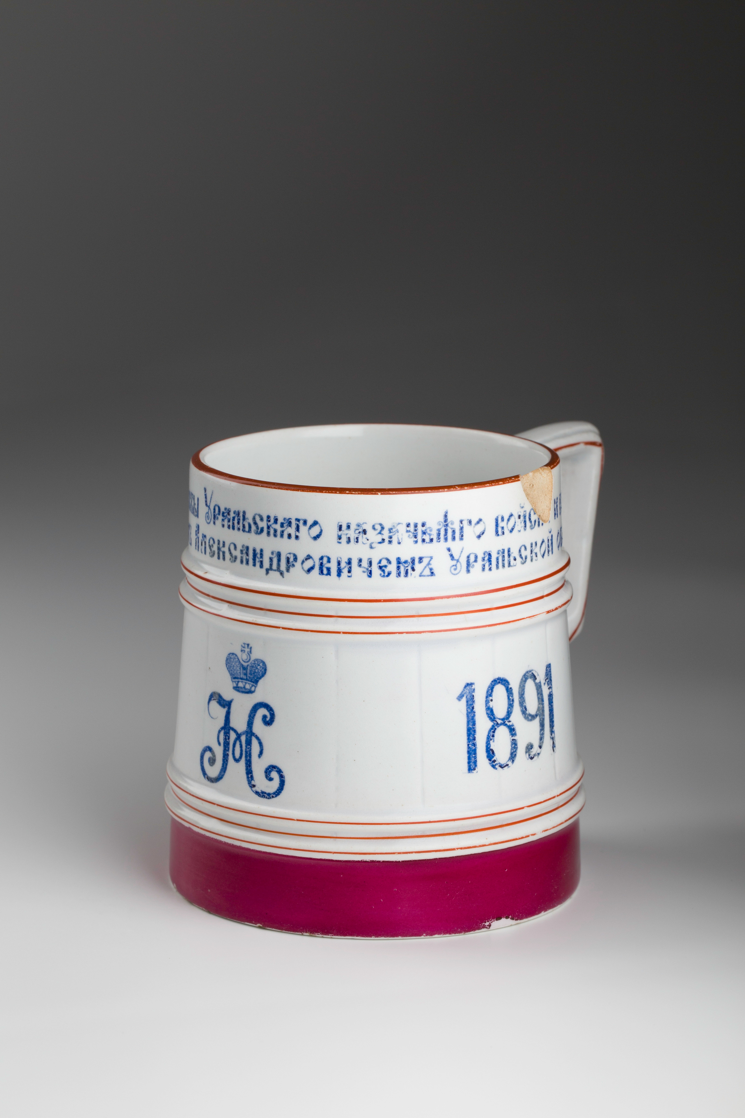 Предметная съёмка: полковые стопы. Бизнес-портрет | Хедшот-фотограф | Студия делового портрета в Москве