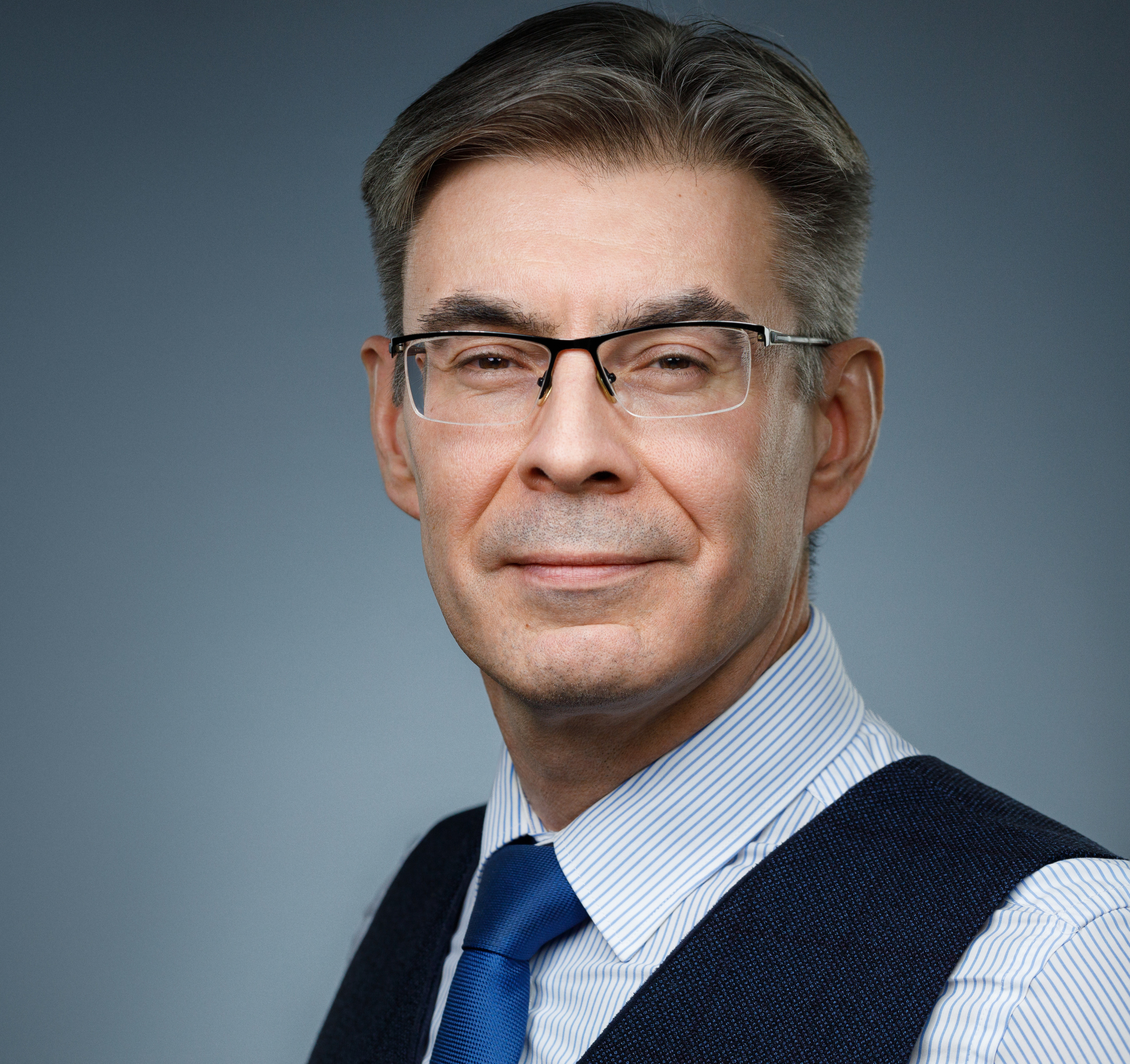 Деловые портреты компании. Бизнес-портрет | Хедшот-фотограф | Студия делового портрета в Москве