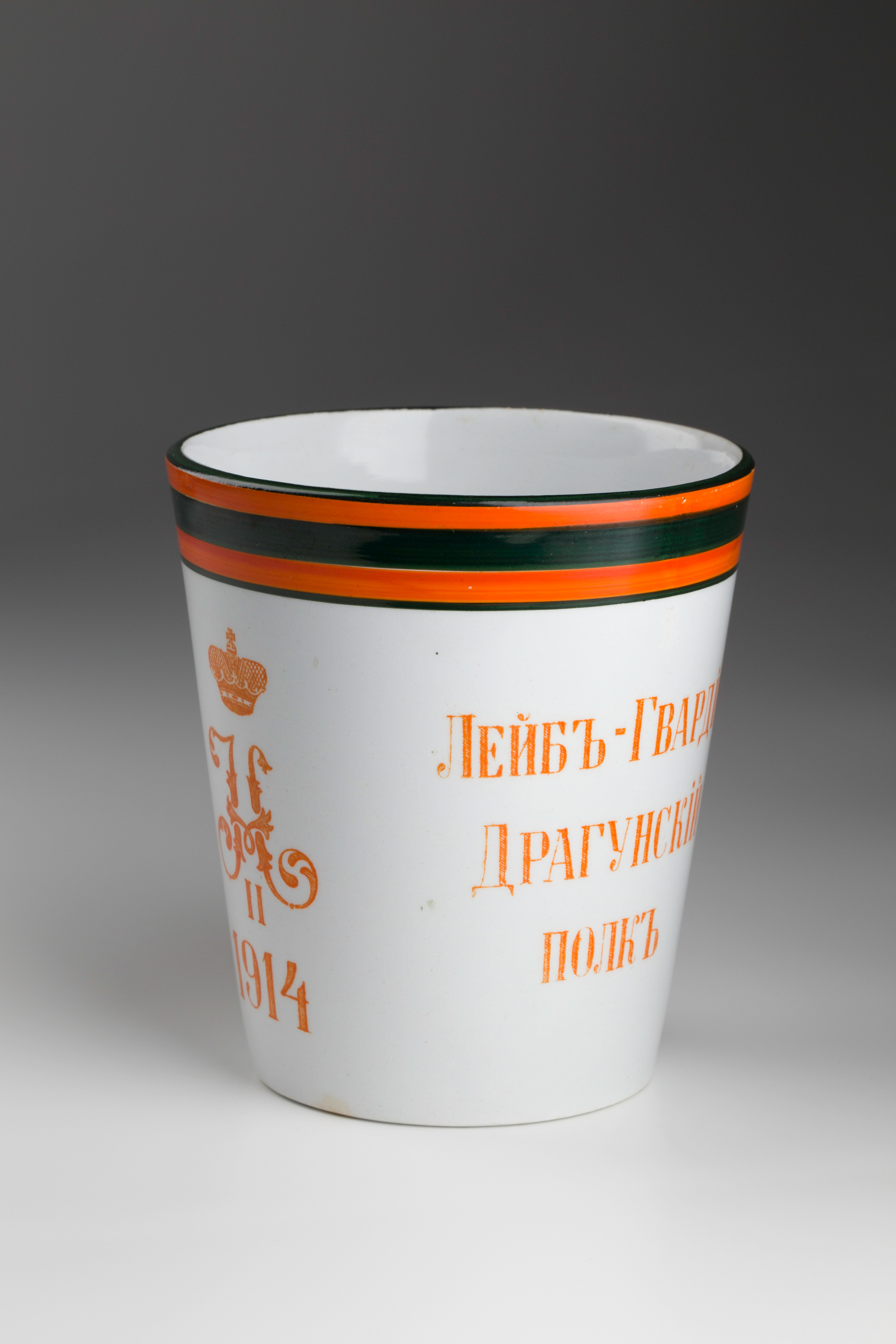 Предметная съёмка: полковые стопы. Бизнес-портрет | Хедшот-фотограф | Студия делового портрета в Москве