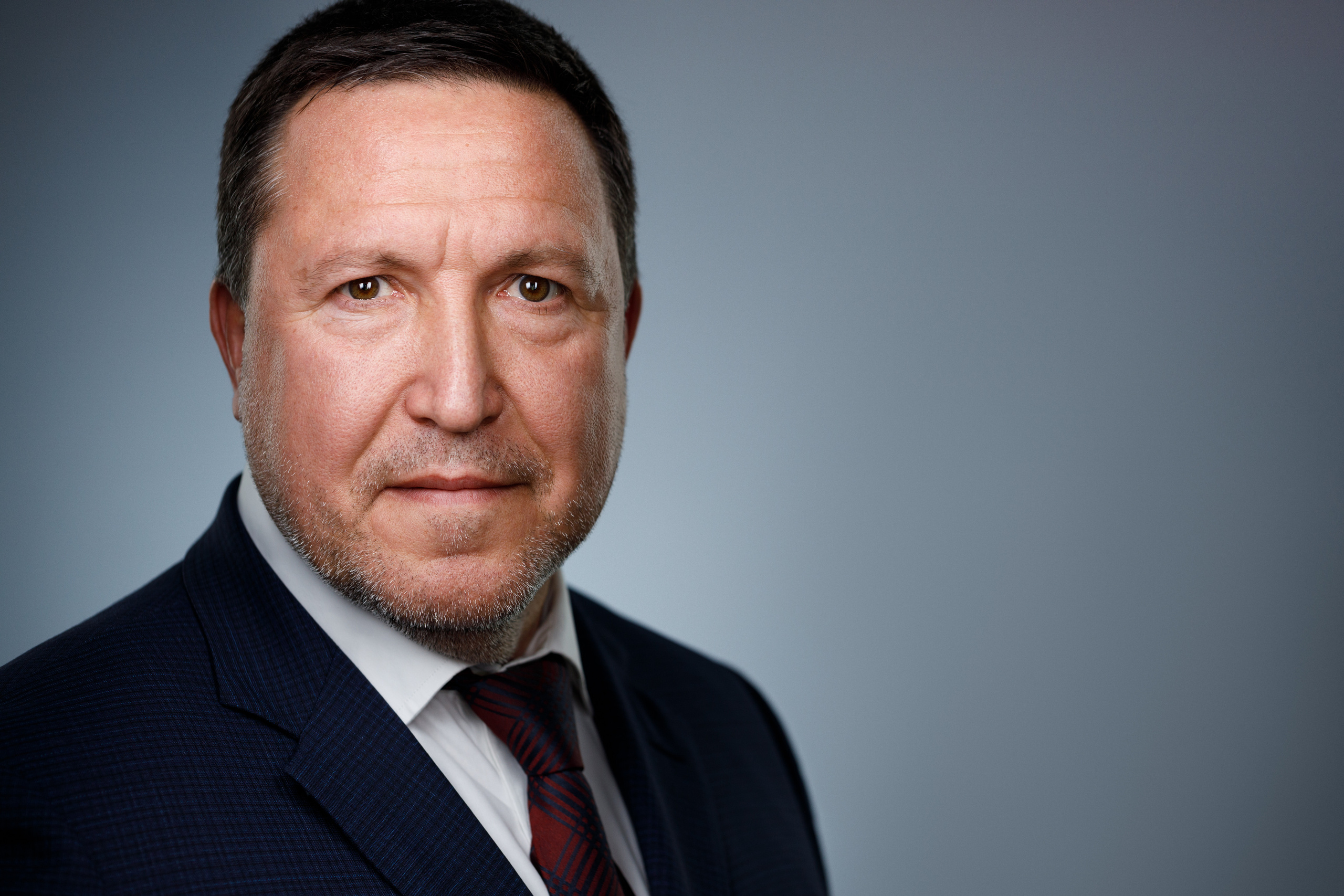 Деловые портреты компании. Бизнес-портрет | Хедшот-фотограф | Студия делового портрета в Москве