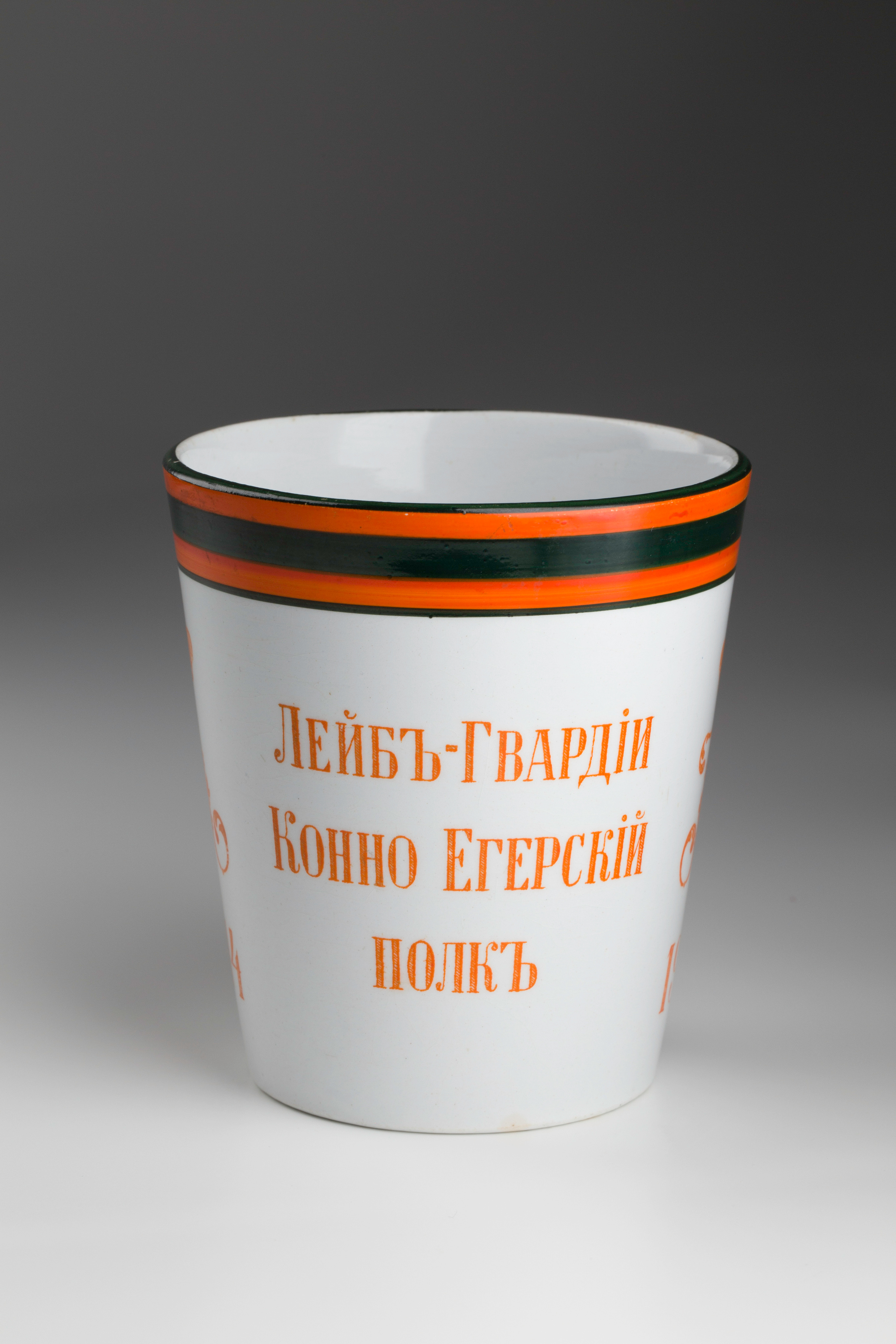 Предметная съёмка: полковые стопы. Бизнес-портрет | Хедшот-фотограф | Студия делового портрета в Москве